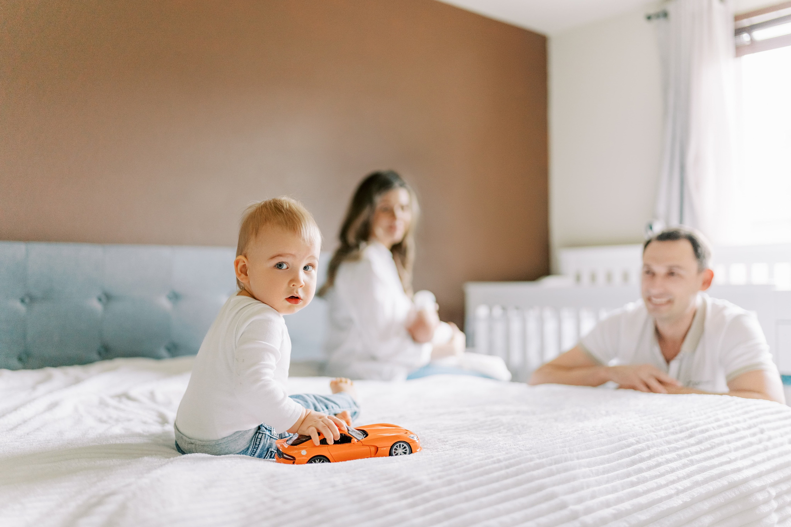 Family photoshoot. Vladimir & Tatiana and children. February 2024. EVAN ARISTOV WEDDING PHOTOGRAPHY — Seattle Wedding Photographer
