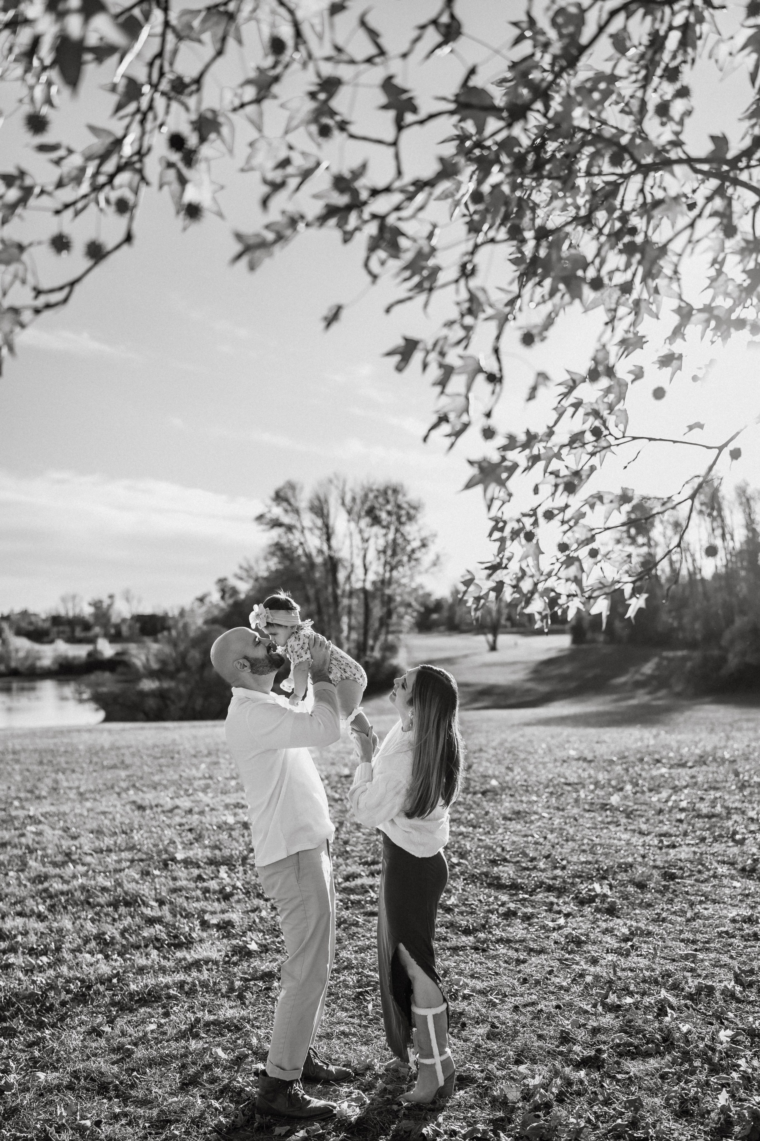 Fall Family Photography – Warm & Cozy Outdoor Session. Alisa Tant — Family and newborn photographer Bucks County, Montgomery county, Philadelphia, NJ