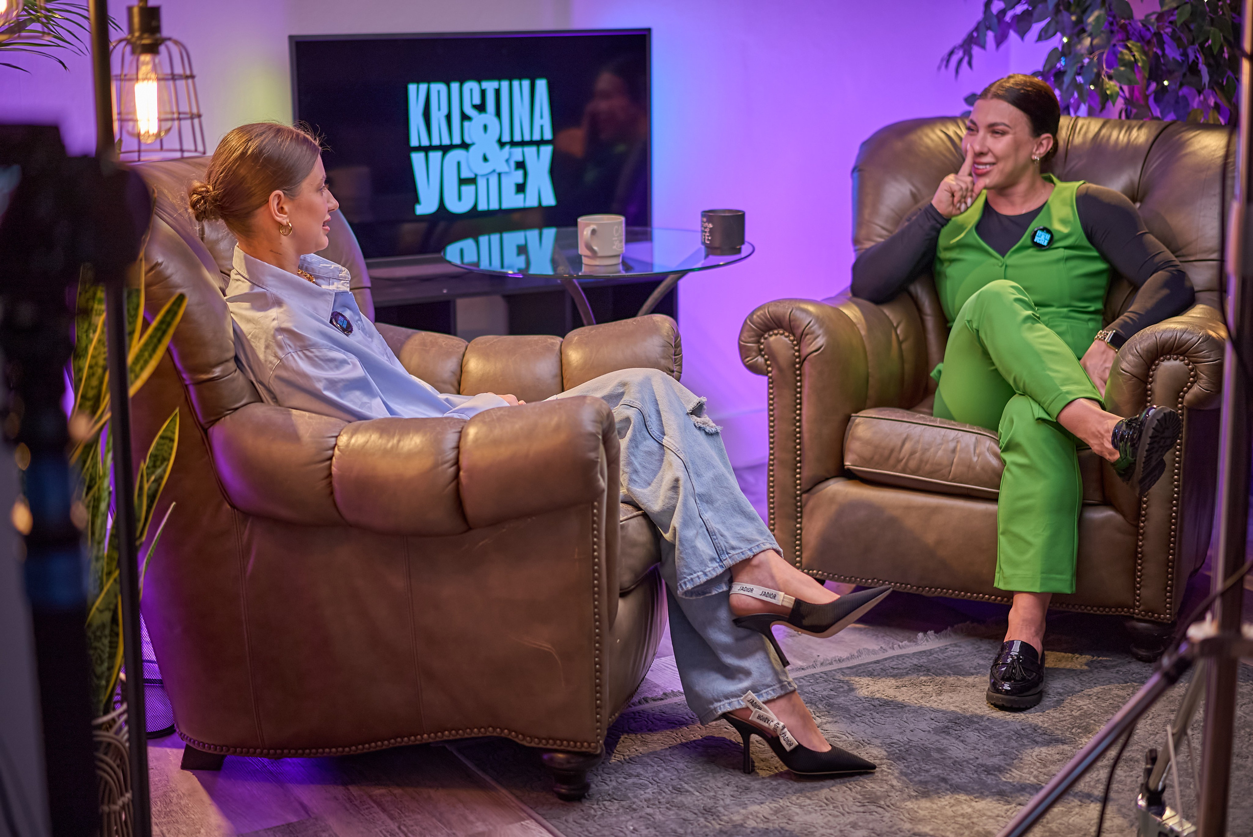 Валерия Тимошова, основательница танцевальной студии в Нью-Йорке, демонстрирует пример смелости и упорства в преодолении препятствий на пути к своей мечте, вдохновляя окружающих на самореализацию и поиск своего призвания