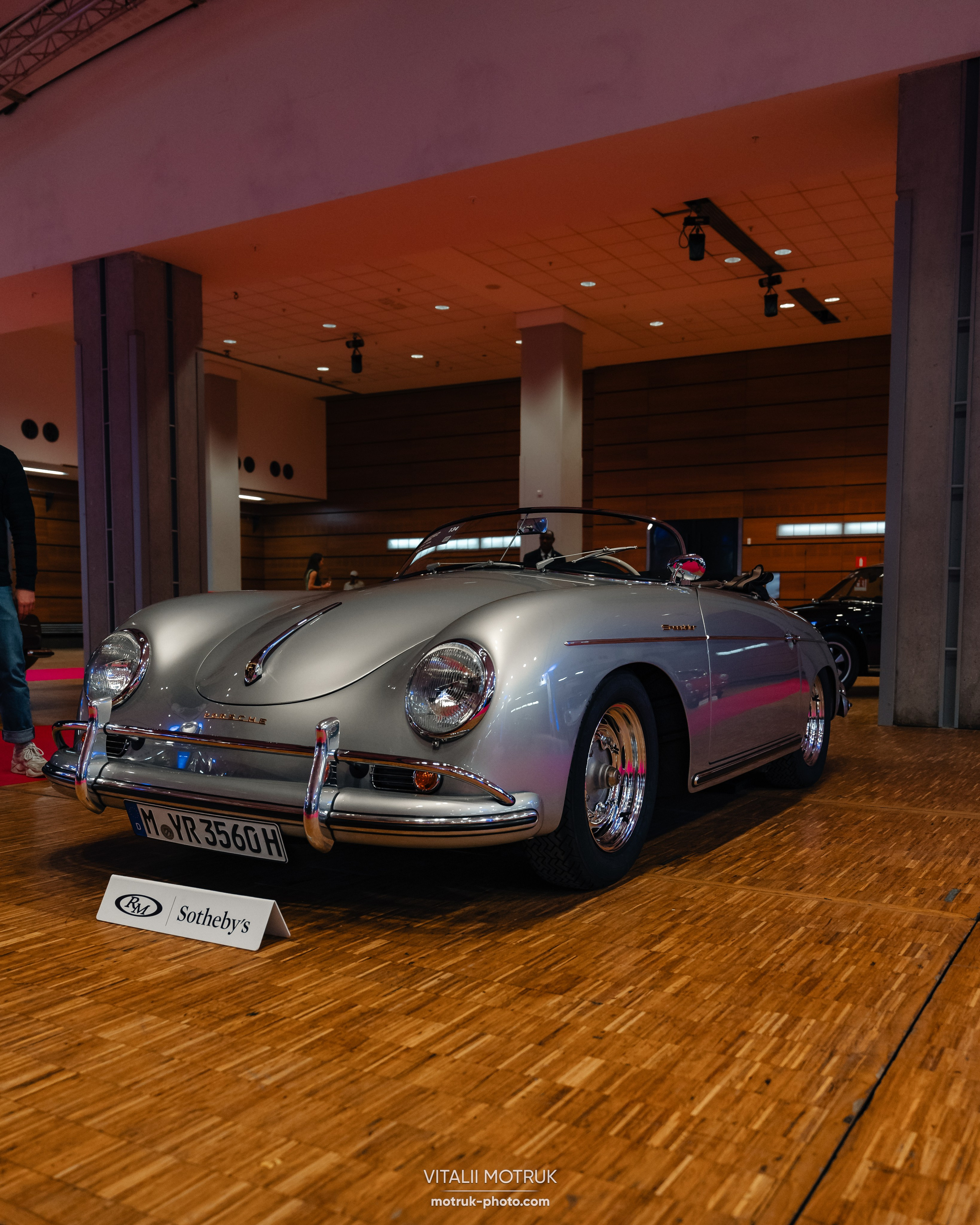 RM Sotheby’s. Photographer in Paris — Vitalii Motruk