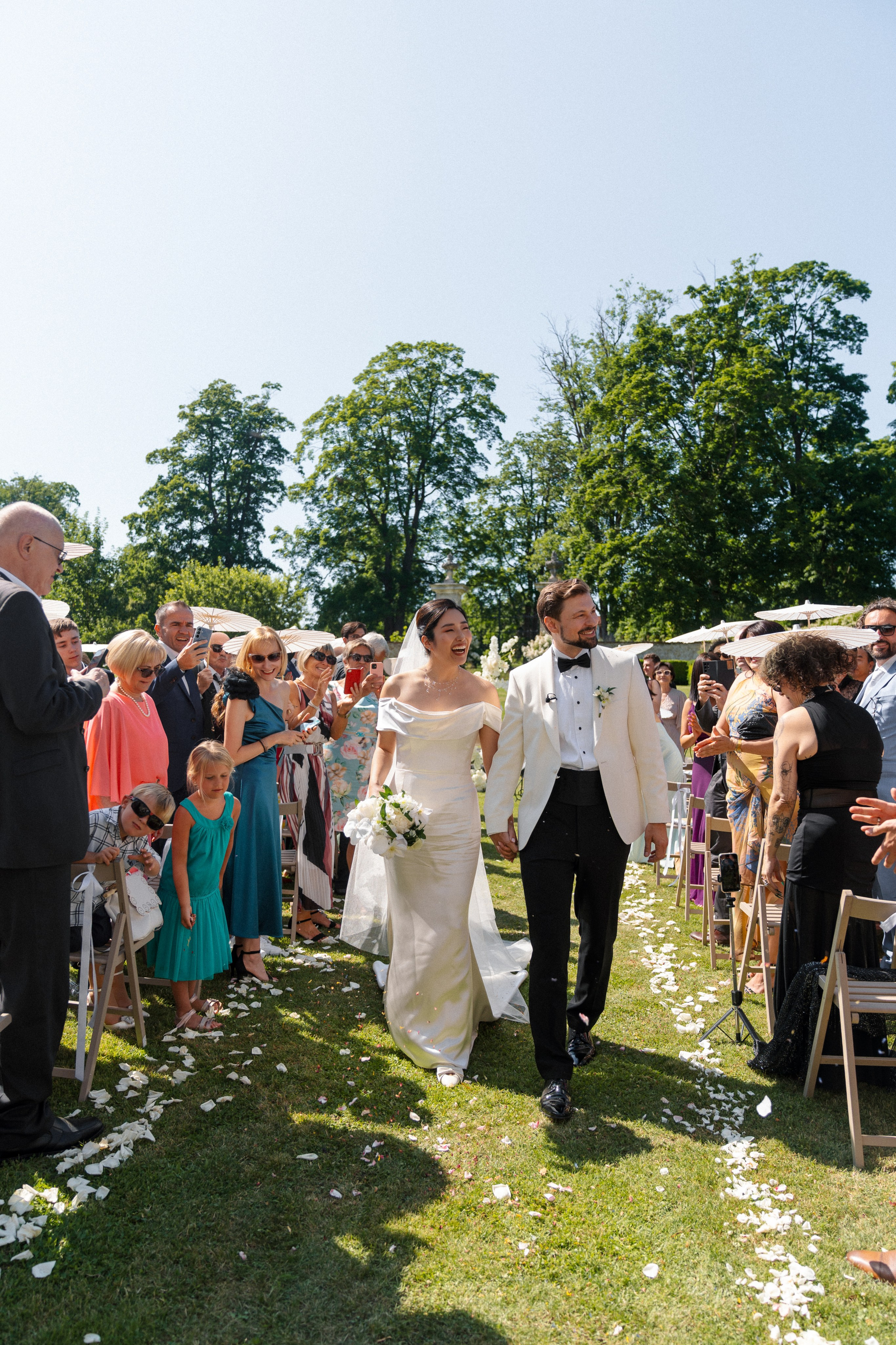 Susan & George · Wedding at Schloss Walpersdorf. Raw Studio: Capturing Elegant weddings accross Europe
