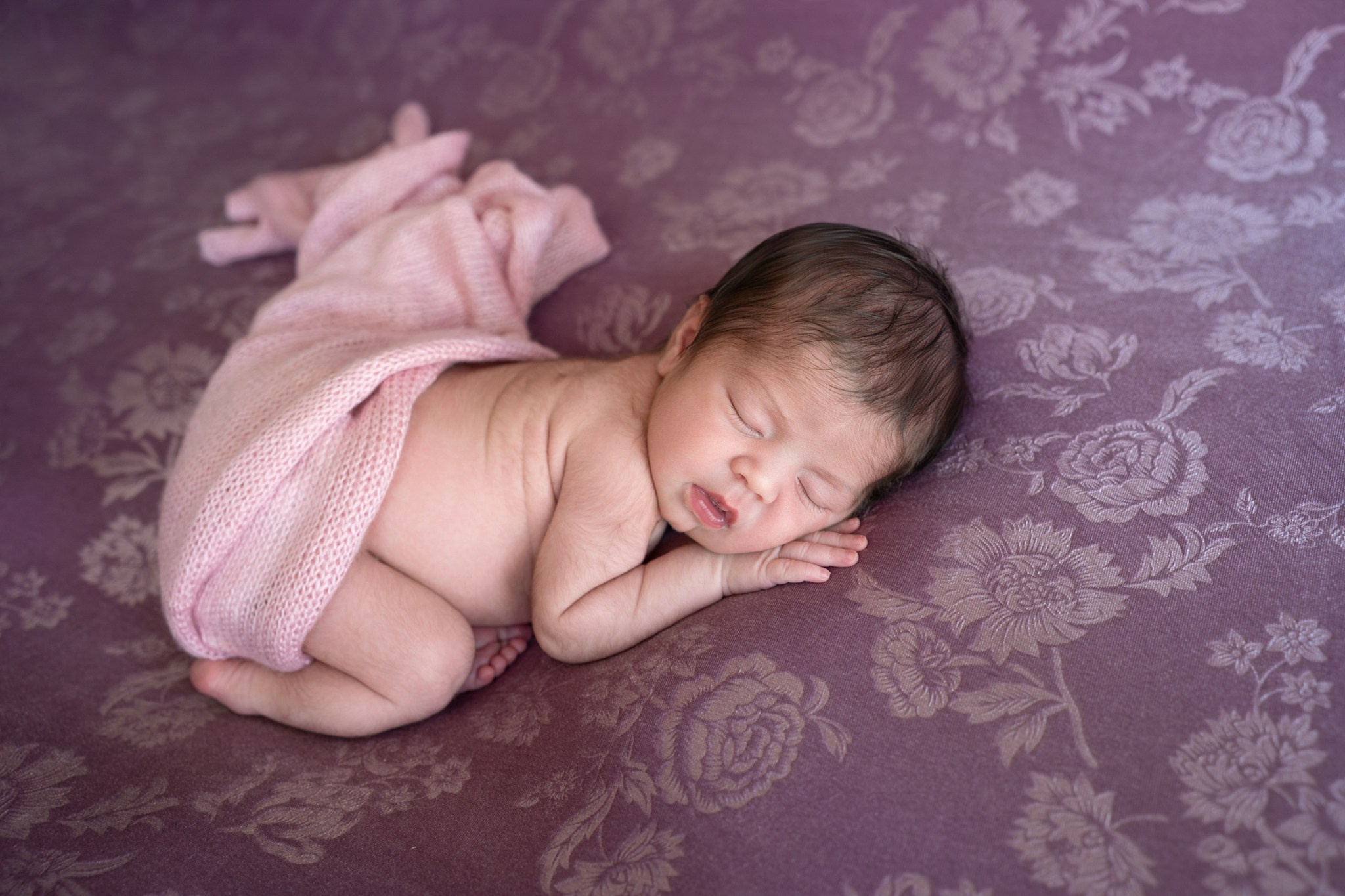 Posed Newborn. Maternity, family and newborn photography in San Francisco Bay Area