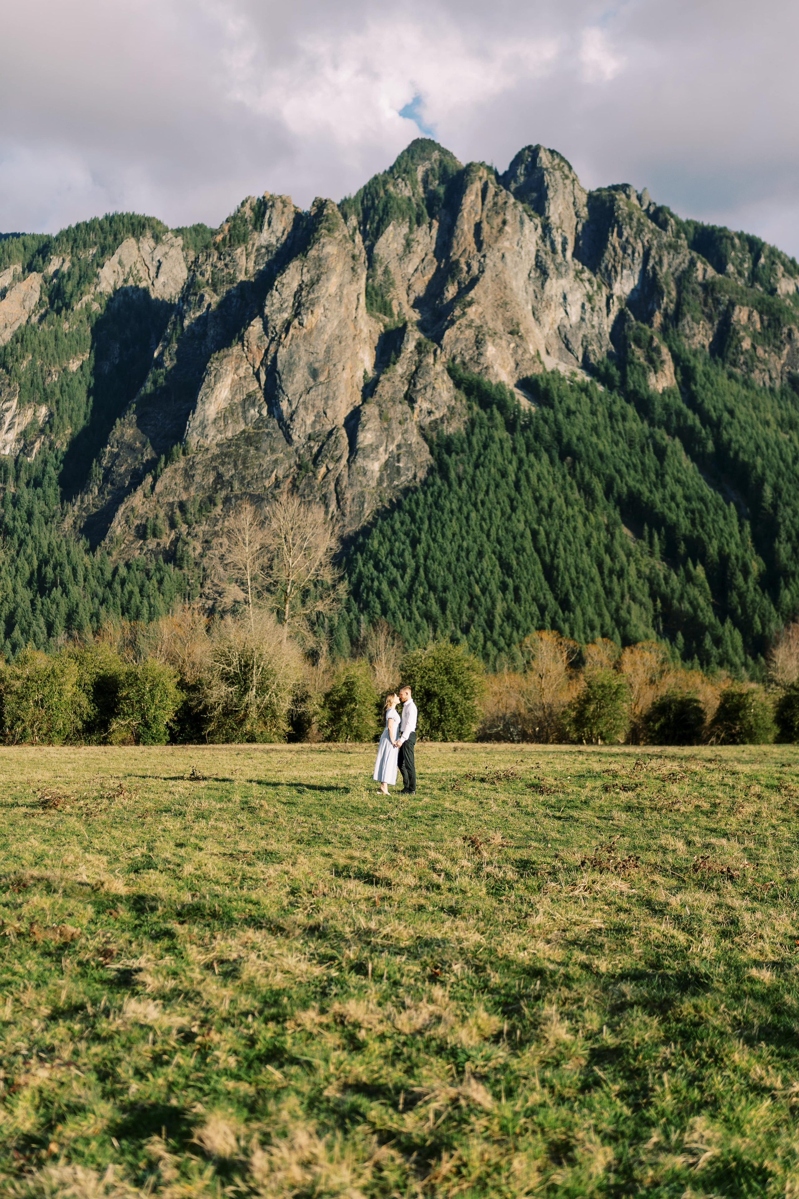 Engagement photo shoot/ Dmitry and Julia/ February 2024. North Bend, Washington. EVAN ARISTOV WEDDING PHOTOGRAPHY — Seattle Wedding Photographer
