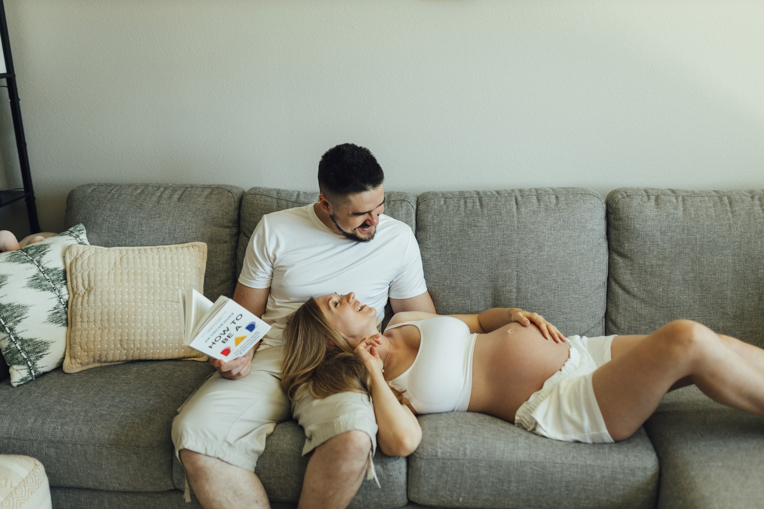 In Home Photo Session. Maternity, newborn photographer in the Bay Area|Iryna Rakivnenko