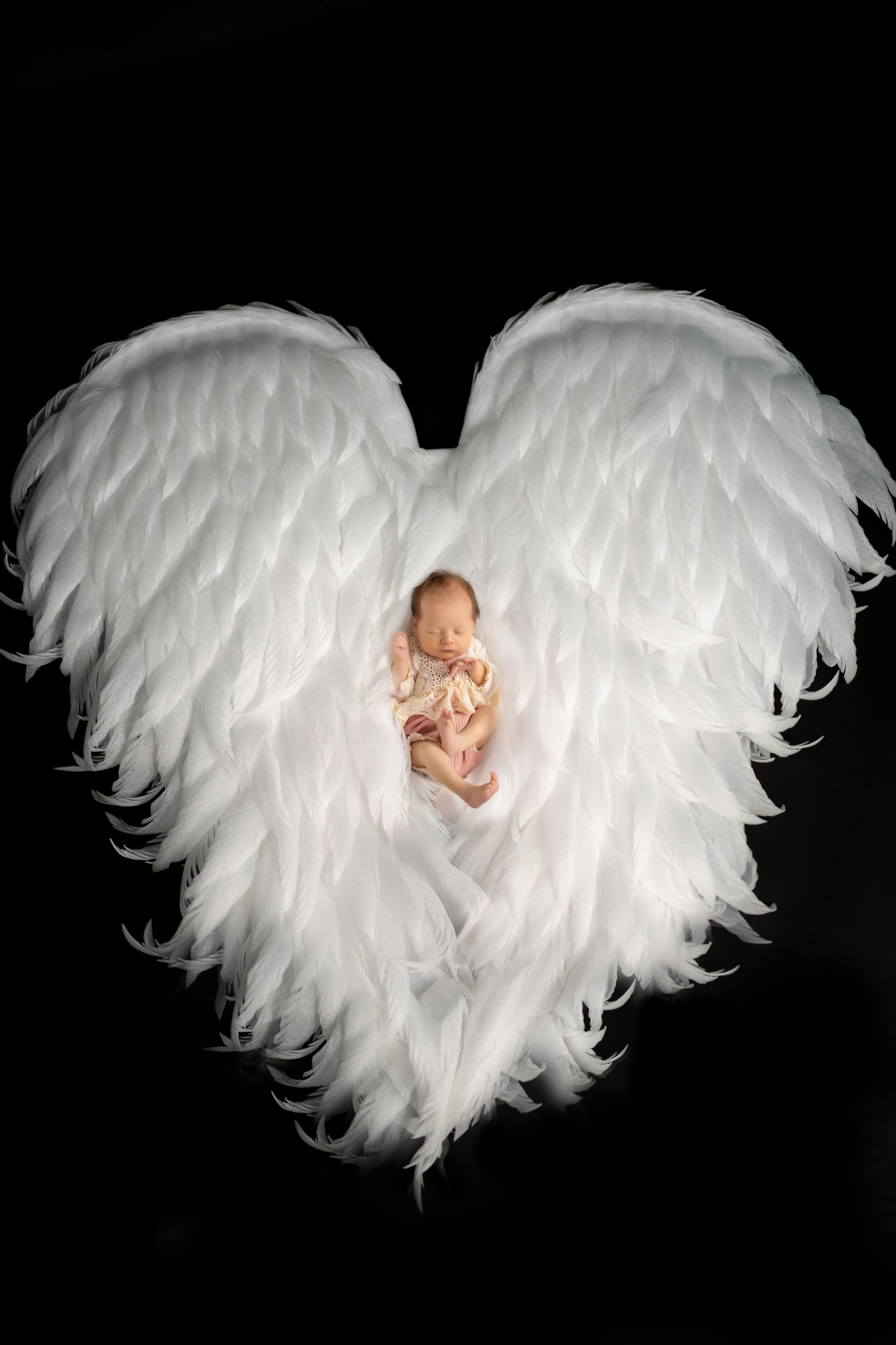 NEWBORN. BabyBumpbyCristinaH