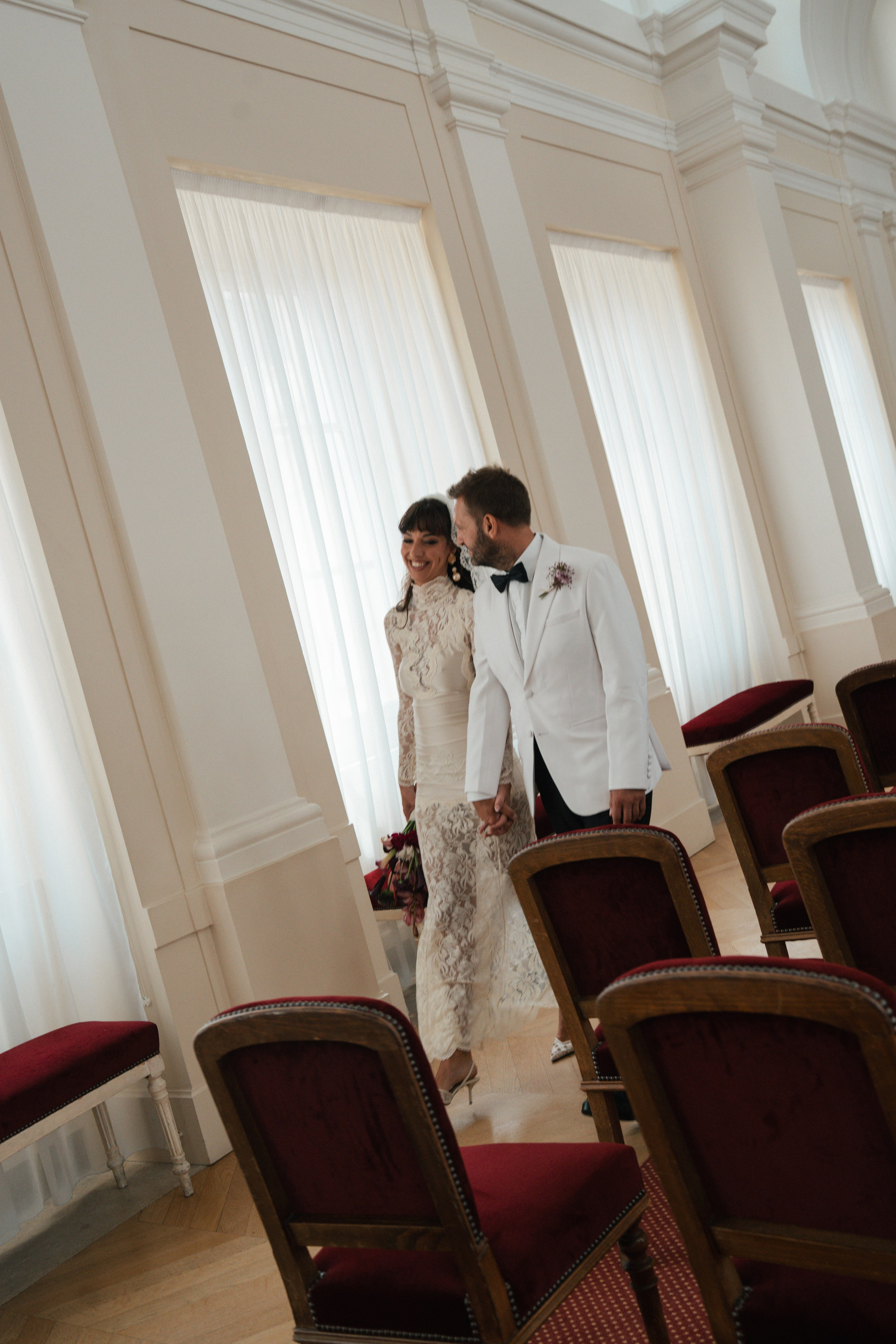 Lucy Hubert — Photographe de mariage à Paris et en France