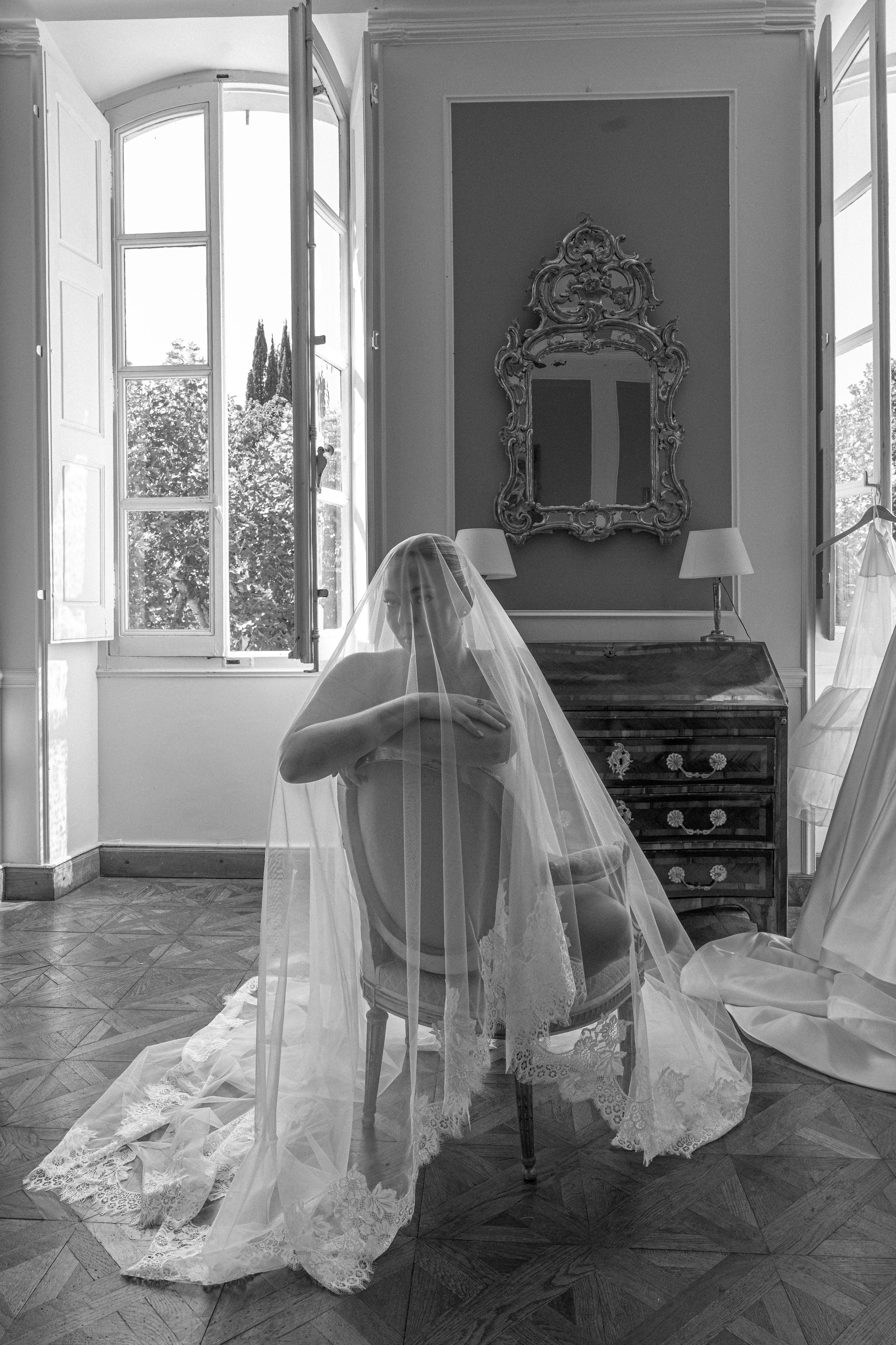 Lucy Hubert — Photographe de mariage à Paris et en France