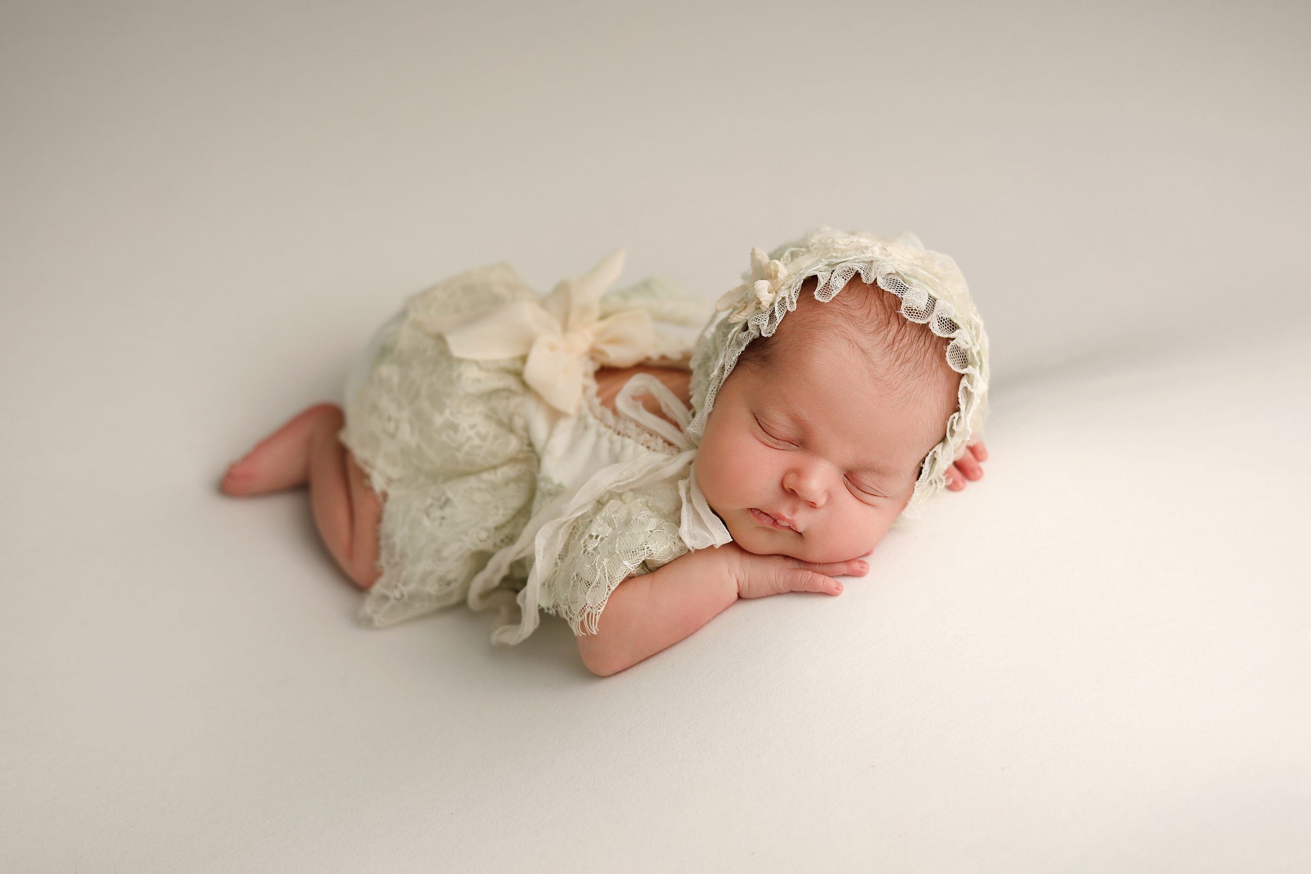Babyfotograf Ulm, Babyfotograf Neu-Ulm, Babyfotograf Münsingen, Babyfotograf Metzingen, Babyfotograf Göppingen, Babyfotograf Tübingen, Babyfotograf Memmingen, Babyfotograf Reutlingen, Babyfotograf Stuttgart, Babyfotograf Günzburg, Babyfotograf Biberach an der Riss, Babyfotograf Alb-Donau-Kreis, Babyfotograf Bad Saulgau, Babyfotograf Bad Waldsee, Babyfotograf Ehingen, neugeborenenfotografie Ulm, neugeborenenfotografie Neu-Ulm, neugeborenenfotografie Stuttgart, neugeborenenfotografie Metzingen, neugeborenenfotografie Münsingen, neugeborenenfotografie Bad Saulgau, neugeborenenfotografie Bad Waldsee, neugeborenenfotografie Ehingen, neugeborenenfotografie Langenau, neugeborenenfotografie Ravensburg, neugeborenenfotografie Sigmaringen, Fograf Ulm, Fotograf Ehingen, Fotograf Bad Waldsee, Fotograf Friedrichshafen, Baby Ulm, Entbindung Ulm, babyfotograf Erbach, Babyfotograf Blabeuren, Babyfotograf Biberach, babyshooting ulm, babyshooting metzingen, babyshooting ehingen, Babybauchshooting, Schwangerschaftsshooting, Babybauchbilder, Babybauchfotografie Ulm, Matmaternity, studiophotography.studiophotoshoot