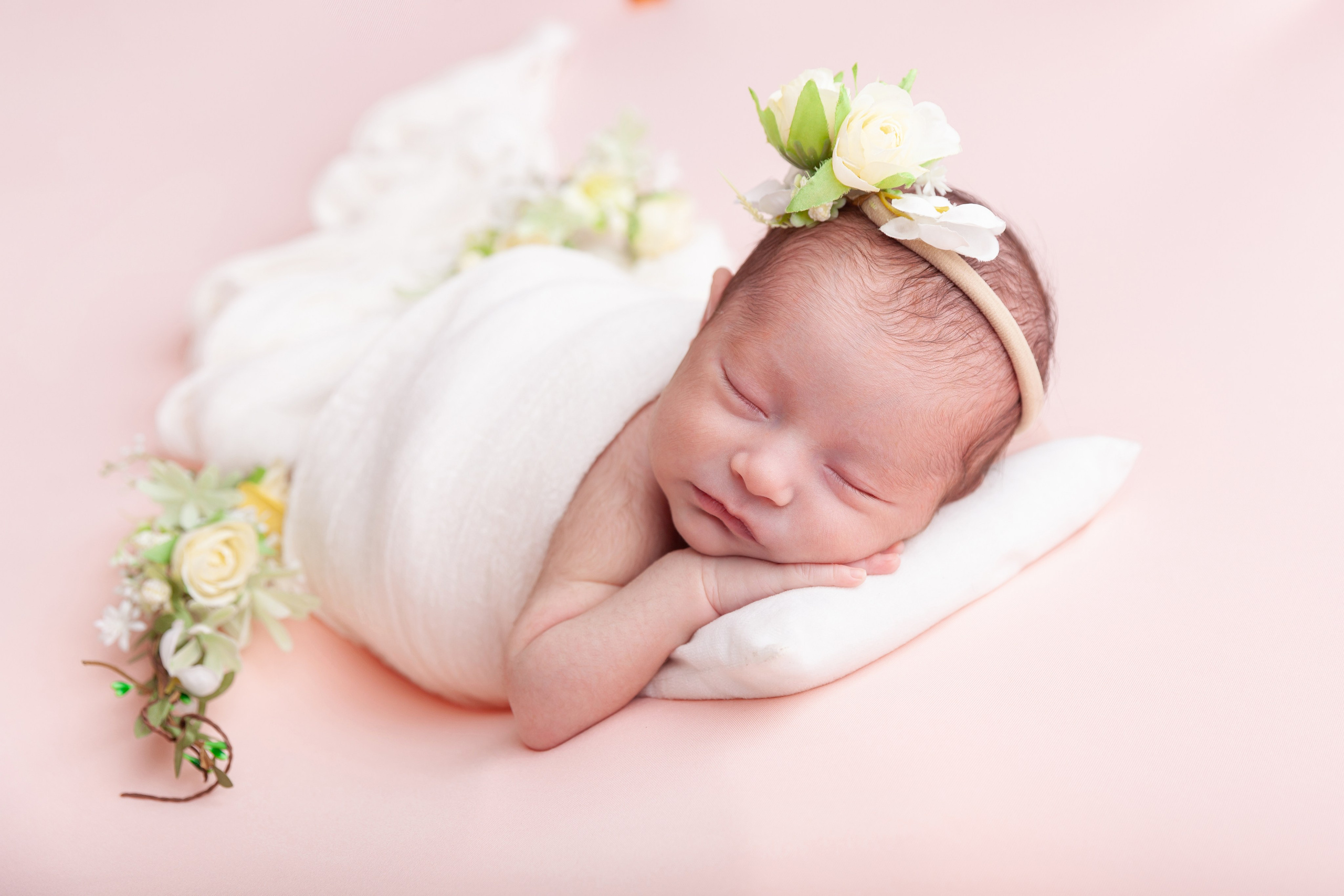 Newborn posing session. Marina Pravda Photography San Francisco Bay Area