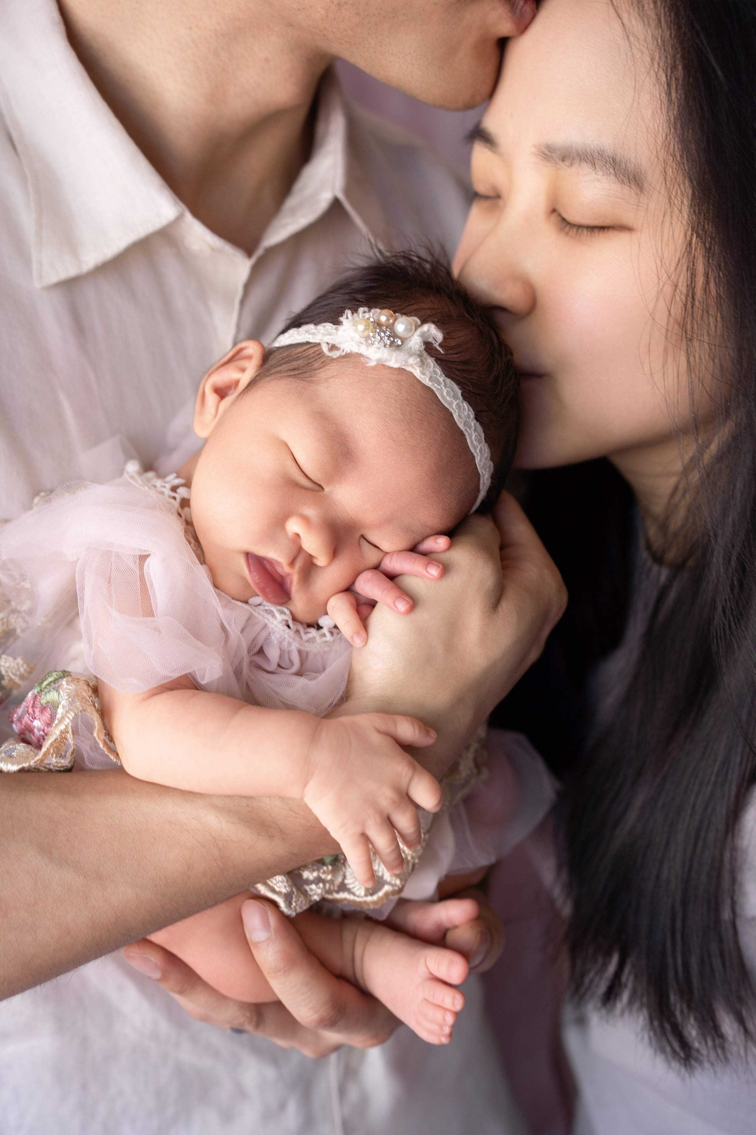 Do You Really Need Maternity Photos? Yes — And Here’s Why. Maternity, family and newborn photography in San Francisco Bay Area