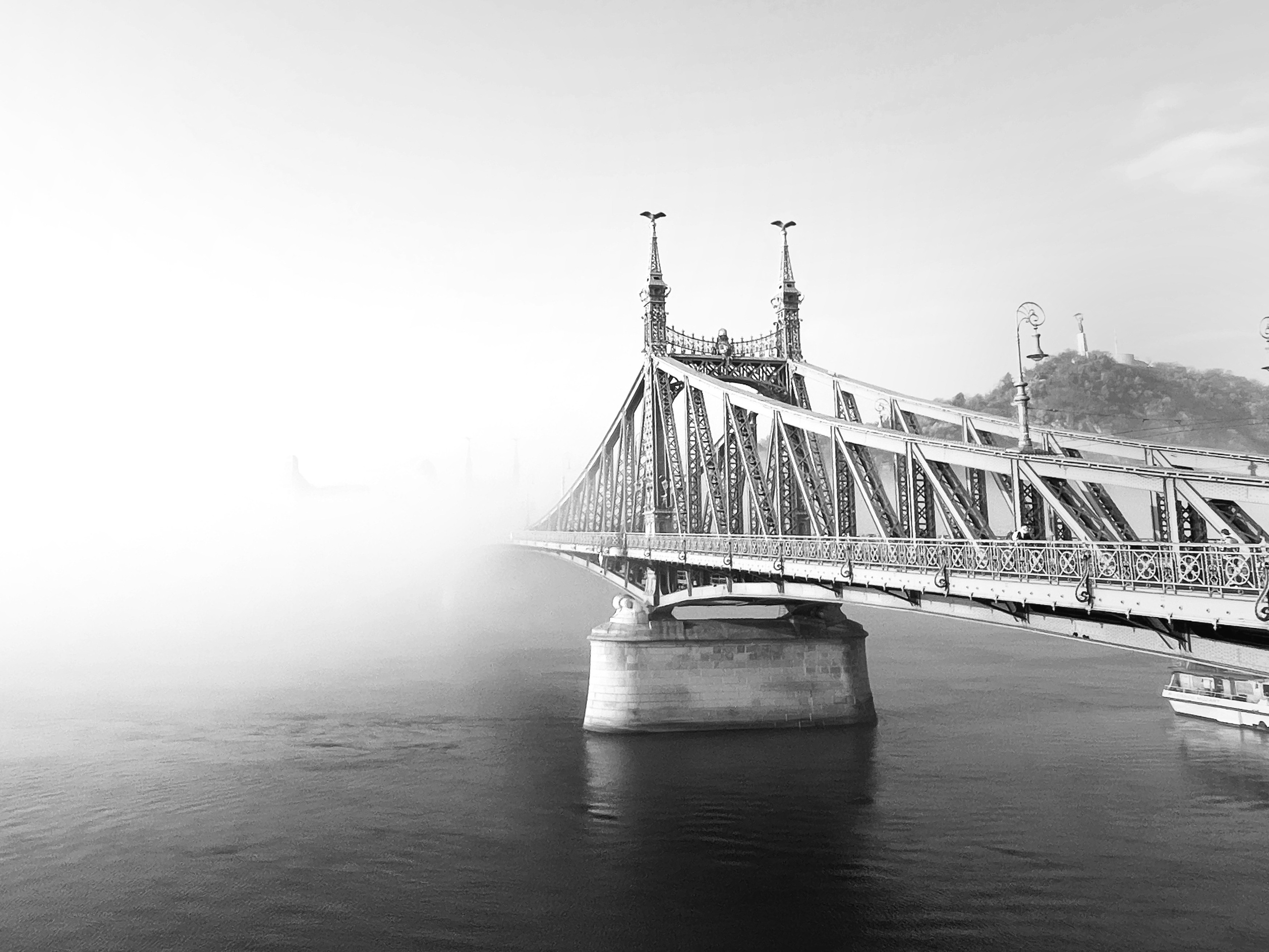 STRT JRNL by Knyazev Yura issue #3 december 2025. Photographer in Budapest — Yura Knyazev