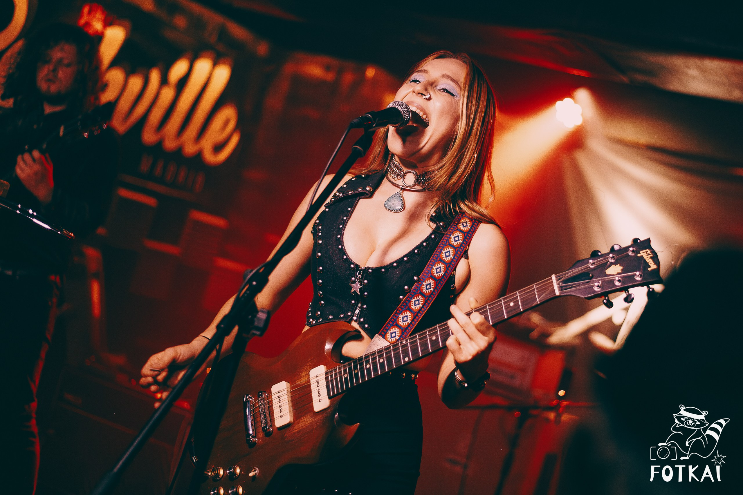 Wucan и «heavy flute rock» в Sala Rockville, Мадрид: фото с концерта немецкой группы, 2026 | FOTKAI