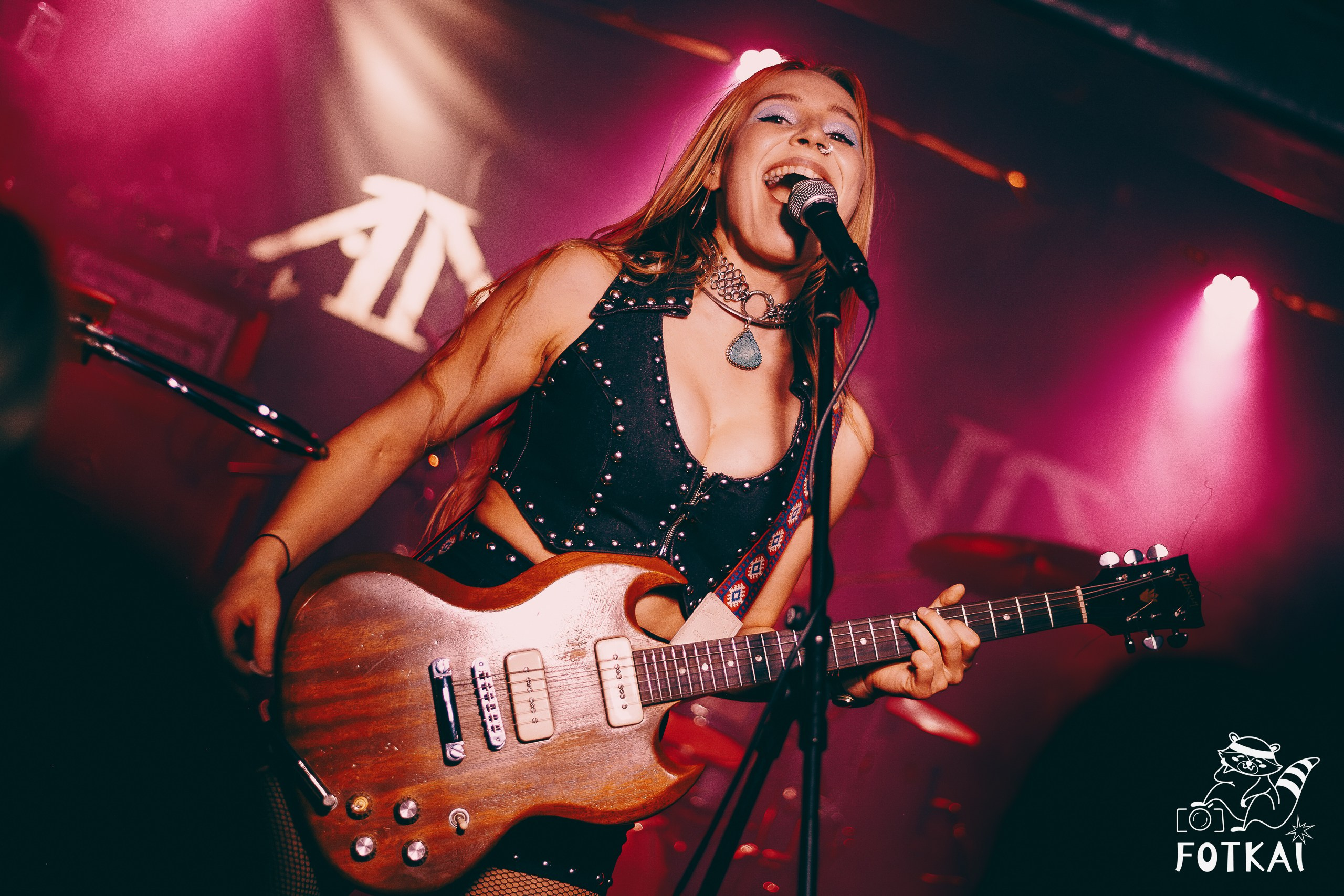 Wucan и «heavy flute rock» в Sala Rockville, Мадрид: фото с концерта немецкой группы, 2026 | FOTKAI