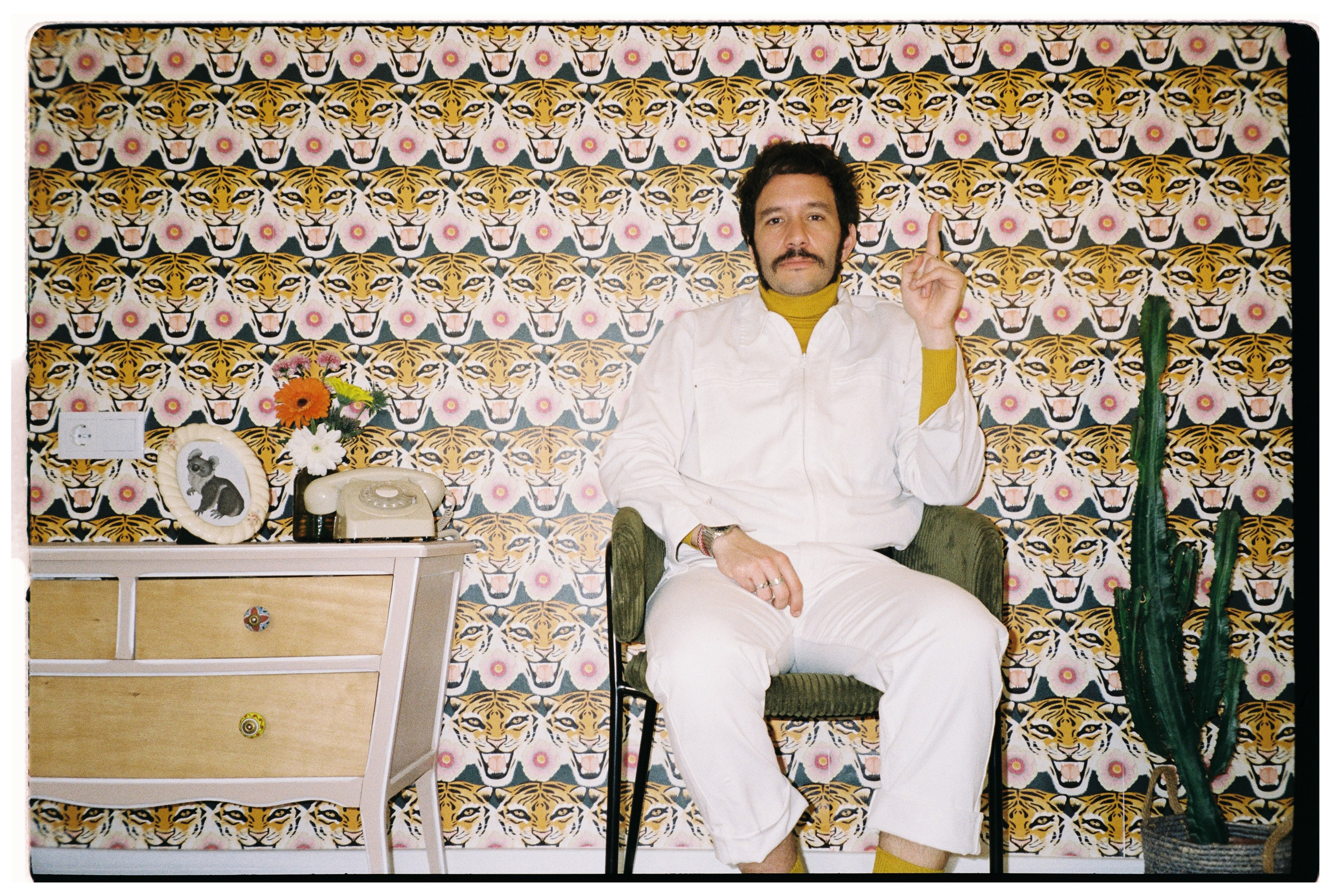 Entrevista a BANANI: DIY, ruido, Barcelona y el nuevo single «Gato» desde dentro | FOTKAI