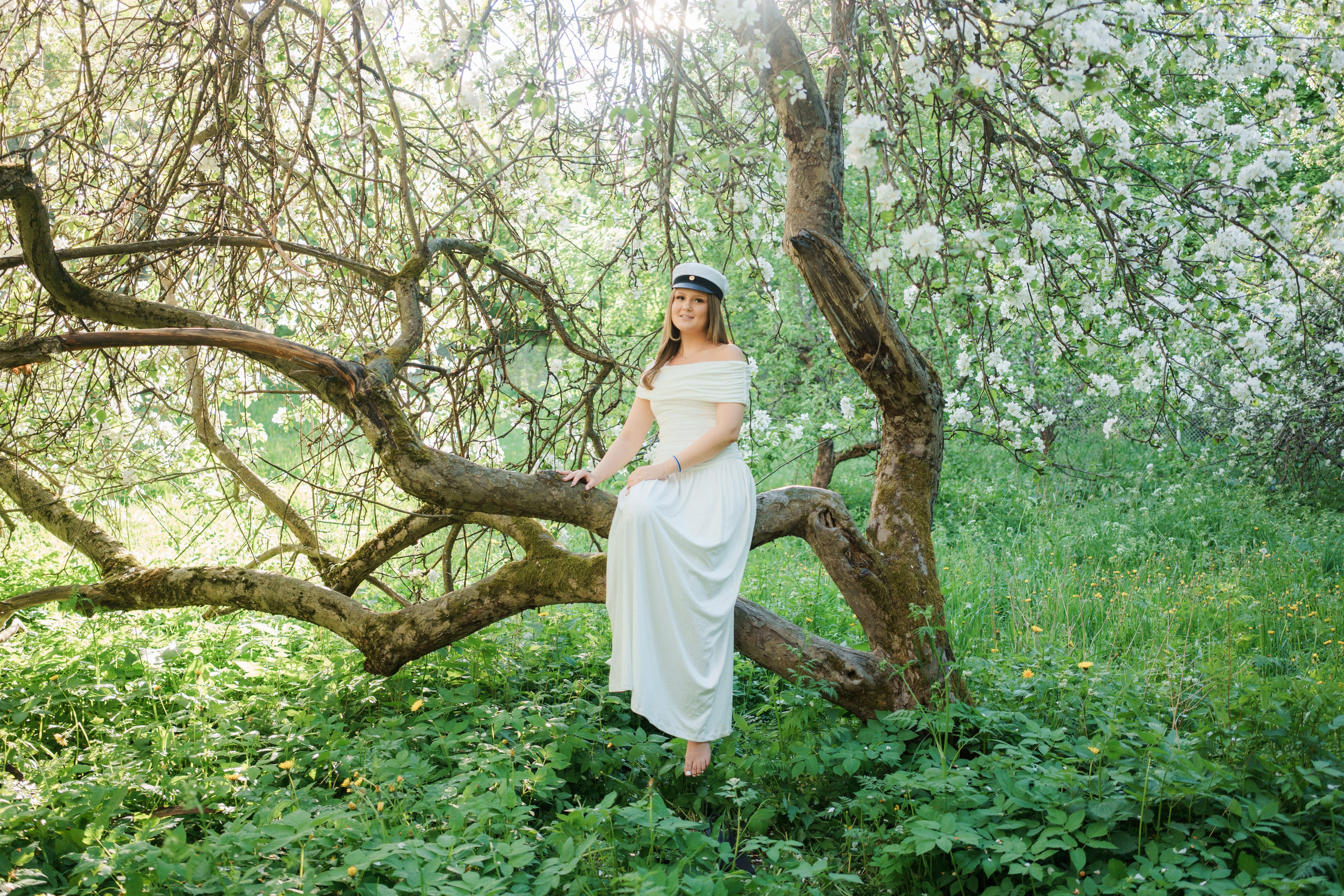Rippi- ja ylioppilaskuvaus. StudioHappyMoment — Fine Art Wedding Photographer in Italy, France, Spain & Finland