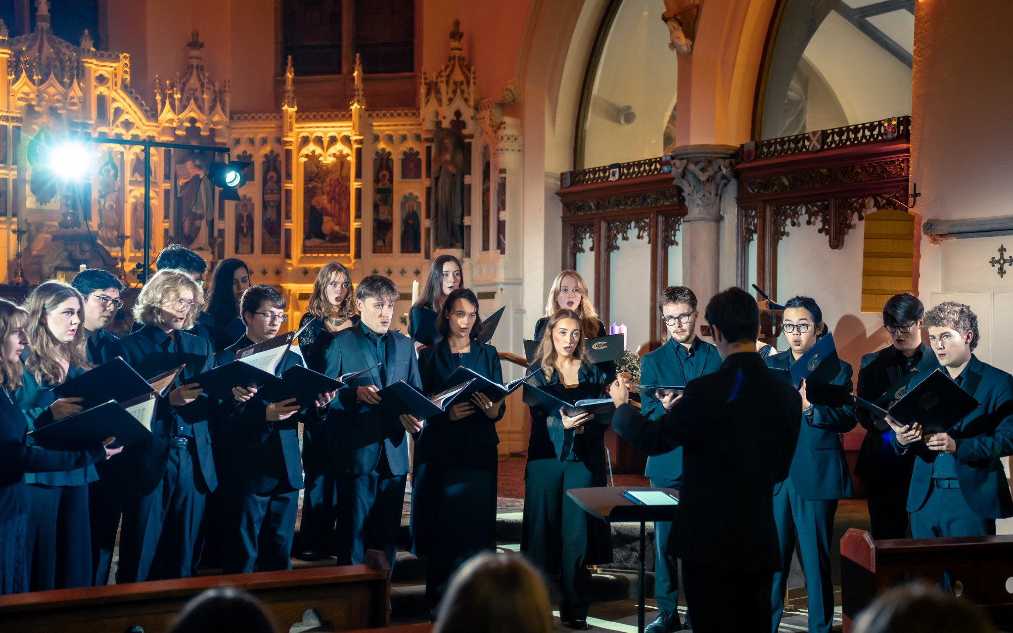 Durham University Chamber Choir. Expect Miracles Photography by Kate & Andrew
