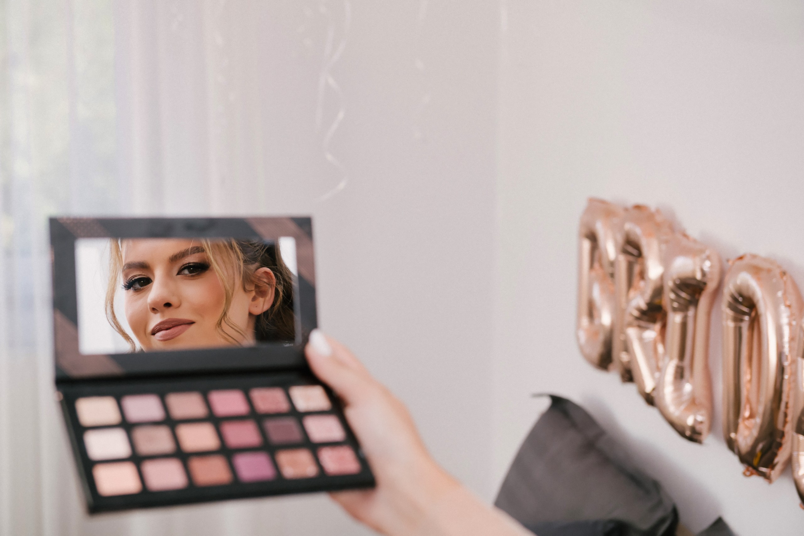 - nunta--fotograf-profesionist-botosani - fotografie-nunta-romantica - imagini-nunta-in-natura-alin-chirila-fotograf - fotografii-cuplu-indragostit-nunta-botosani - sedinta-foto-miri-andrei-iustina-alinofotostudio - amintiri-din-nunta-realizate-de-fotograf-profesionist - povestea-nuntii-andrei-si-iustina-in-imagini-alinofotostudio-fotograf evenimente- evenimente Botoșani -fotograf Suceava - fotograf Iași- servicii foto. servicii foto Botoșani. servicii foto video Botoșani. otograf-nunta-botosani-fotograf nunta. fotograf evenimente. fotograf nunta Botoșani. Alin chirila. Alin chirila fotograf. Alinofotostudio.- servicii foto. servicii foto Botoșani. servicii foto video Botoșani. fotograf nunta. fotograf evenimente. fotograf nunta Botoșani. Alin chirila. Alin chirila fotograf. Alinofotostudio.fotograf stare civilă,poze stare civilă,album foto stare civilă,servicii foto suceava,fotograf evenimente suceava,fotograf nuntă suceava,poze cununie civilă,ședință foto stare civilă,sesiune foto suceava,fotograf profesionist suceava,fotograf botosani,stare civila botosani,alinofotostudio,alin chirila fotograf.servicii foto. servicii foto Botoșani. servicii foto video Botoșani. fotograf nunta. fotograf evenimente. fotograf nunta Botoșani. Alin chirila. Alin chirila fotograf. Alinofotostudio.fotograf stare civilă,poze stare civilă,album foto stare civilă,servicii foto suceava,fotograf evenimente suceava,fotograf nuntă suceava,poze cununie civilă,ședință foto stare civilă,sesiune foto suceava,fotograf profesionist suceava,fotograf botosani,stare civila povestitor prin fotografiebotosani,alinofotostudio,alin chirila fotograf,servicii foto. servicii foto Botoșani. servicii foto video Botoșani. fotograf nunta. fotograf evenimente. fotograf nunta Botoșani. Alin chirila. Alin chirila fotograf. Alinofotostudio.fotograf stare civilă,poze stare civilă,album foto stare civilă,servicii foto suceava,fotograf evenimente suceava,fotograf nuntă suceava,poze cununie civilă,ședință foto stare civilă,sesiune foto suceava,fotograf profesionist suceava,fotograf botosani,stare civila botosani,alinofotostudio,alin chirila fotograf,cununie religioasă botoșani,andreea și neculai,capela militară botoșani,foto conacul zăicești,fotograf nuntă botoșani,fotograf cununie religioasă,foto evenimente botoșani,poze cununie capela militară,ședință foto zăicești,fotograf profesionist botoșaniMire și mireasă – Sergiu & Liliana – ziua nunții, 2024 - Emoții în ziua nunții – Sergiu și Liliana - Dansul mirilor – fotografie artistică nuntă 2024 - Sedinta foto romantică în natură – Sergiu & Liliana - Rochia de mireasă și detalii de nuntă elegan-Album de cununie civilă Florin și Anda – Fotografii profesionale realizate de Alin Chirilă în Botoșani -fotograf prin fotografie-Ședință foto Trash the Dress pe muntele Rarău cu Iulian și Iuliana – fotografie de cuplu, natură montană, emoție autentică surprinsă de Alin Chirilă, povestitor prin fotografie.- "Iulian și Iuliana pe crestele Rarăului – fotografie Trash the Dress în natură" - "Cuplu îmbrățișat la apus pe muntele Rarău – ședință foto după nuntă" - "Rochie de mireasă în vânt pe munte – Trash the Dress Rarău-1. Iulian și Iuliana pe muntele Rarău – ședință foto Trash the Dress în natură, cu peisaj montan spectaculos 2. Cuplu în îmbrățișare pe Rarău – emoție autentică surprinsă după nuntă 3. Rochie de mireasă în bătaia vântului – fotografie artistică Trash the Dress în munți 4. Mire și mireasă privind spre orizont – dragoste și libertate pe muntele Rarău 5. Iuliana zâmbind în rochia de mireasă – portret în natură, Trash the Dress 6. Iulian ținându-și mireasa de mână – ședință foto romantică pe munte 7. Detaliu cu rochia pe stâncă – estetică naturală Trash the Dress Rarău 8. Cuplu în mers pe poteca Rarăului – fotografie simbolică de după nuntă 9. Apus de soare pe Rarău în spatele mirilor – imagine de poveste Trash the Dress 10. Iulian și Iuliana râzând împreună – momente autentice surprinse de Alin Chirilă, povestitor prin fotografie-fotograf-nunta-cerbu-botosan trash-the-dress-botosani Alin Chirilă Fotograf – fotograf de nuntă Botoșani-fotograf nuntă Botoșani-fotograf nuntă Cerbu Botoșani-fotograf profesionist nuntă Botoșani-fotografie de nuntă Botoșani-fotograf evenimente Botoșani-fotograf nuntă Moldova-fotograf trash the dress Botoșani - fotograf pregătirea mirilor Botoșani -fotograf ceremonie religioasă nuntă-fotograf petrecere nuntă Botoșani- fotograf nuntă Botoșani pregătirea mirelui- pregătirea mirelui fotografie nuntă Cerbu Botoșani-fotograf nuntă Botoșani pregătirea miresei -mireasă pregătiri nuntă Cerbu Botoșani-fotograf nuntă Botoșani nașii mirilor-ceremonie religioasă nuntă Cerbu Botoșani-fotograf nuntă Botoșani ceremonie religioasă biserică-petrecere nuntă Cerbu Botoșani invitați dans-fotograf nuntă Botoșani petrecere restaurant-ședință foto trash the dress-fotograf trash the dress Botoșani ședință foto după nuntă-Fotograf nuntă Botoșani – galerie foto reală de la evenimente