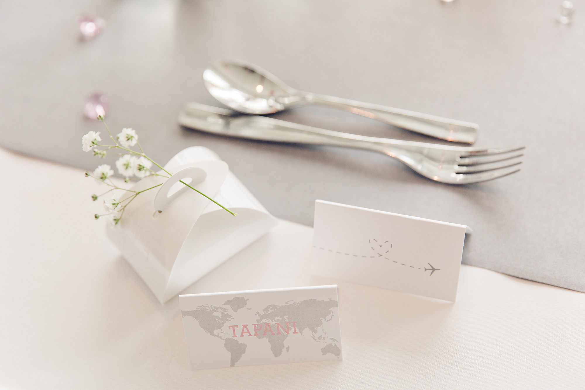 Anniina ja Antti, dokumentaarinen hääkuvaus Villa Katayssa