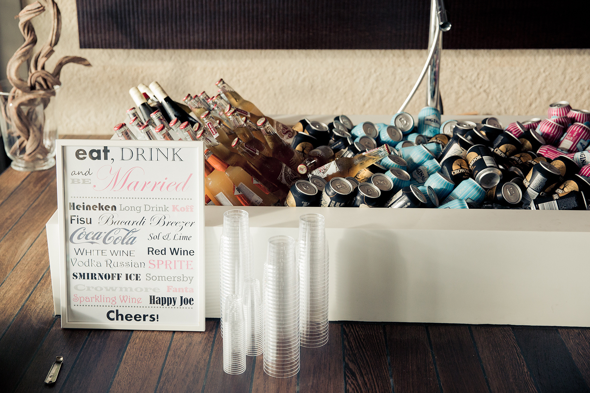 Anniina ja Antti, dokumentaarinen hääkuvaus Villa Katayssa