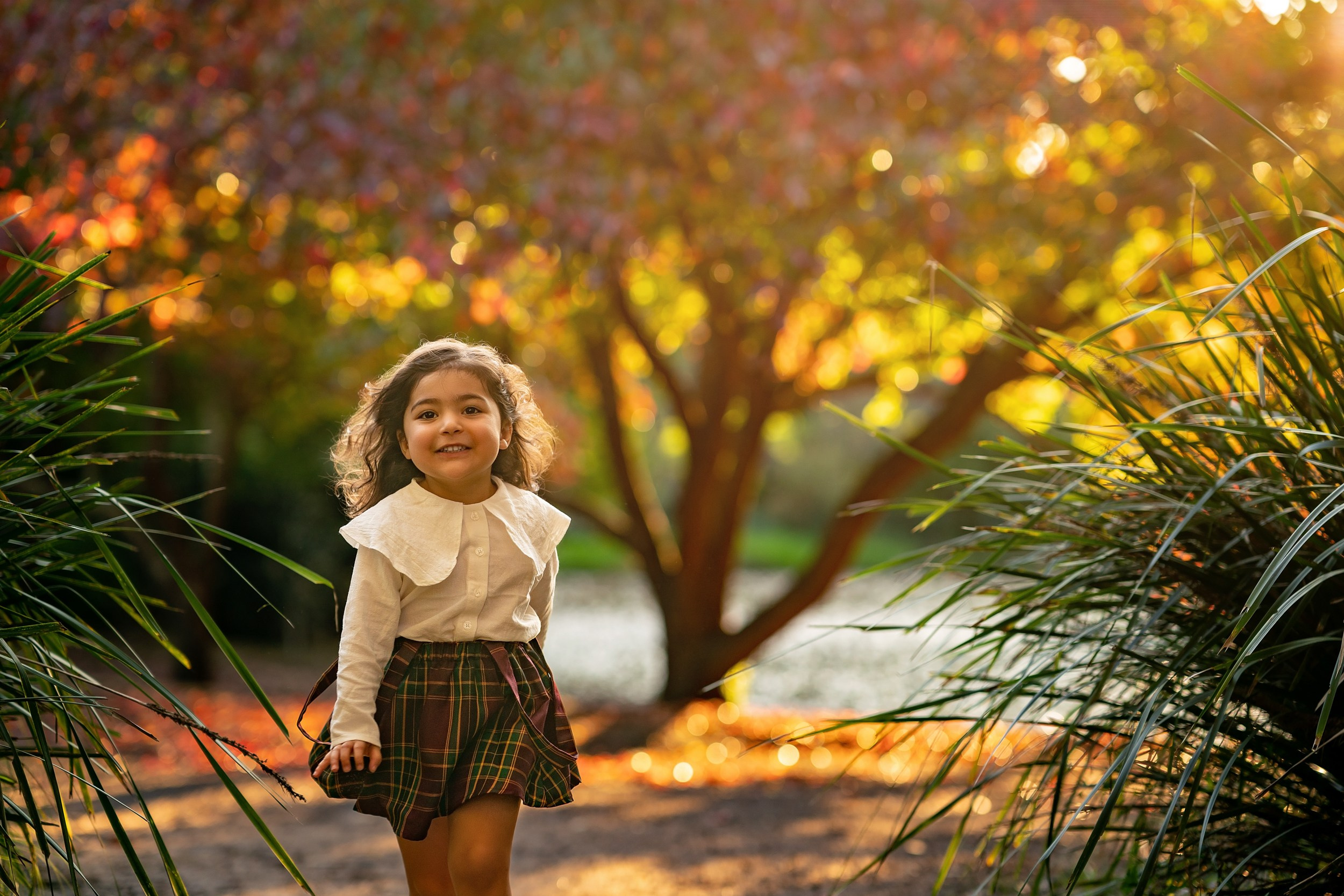 Maternity Photoshoot in Autumn Park, Sydney. Hills District Family Photographer