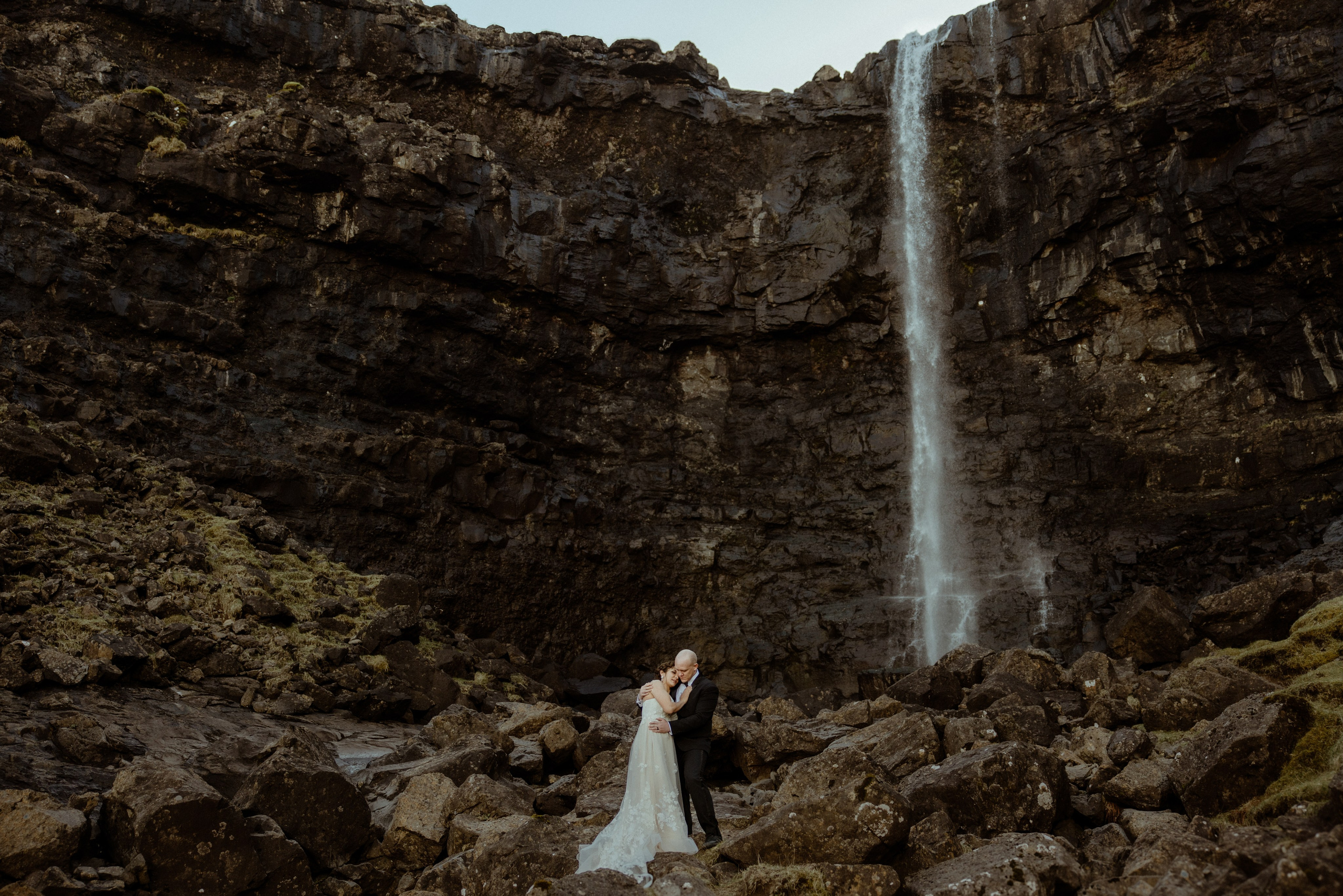 Faroe Islands elopement | Adventure wedding in Faroe Islands. Iceland elopement photographer & videographer
