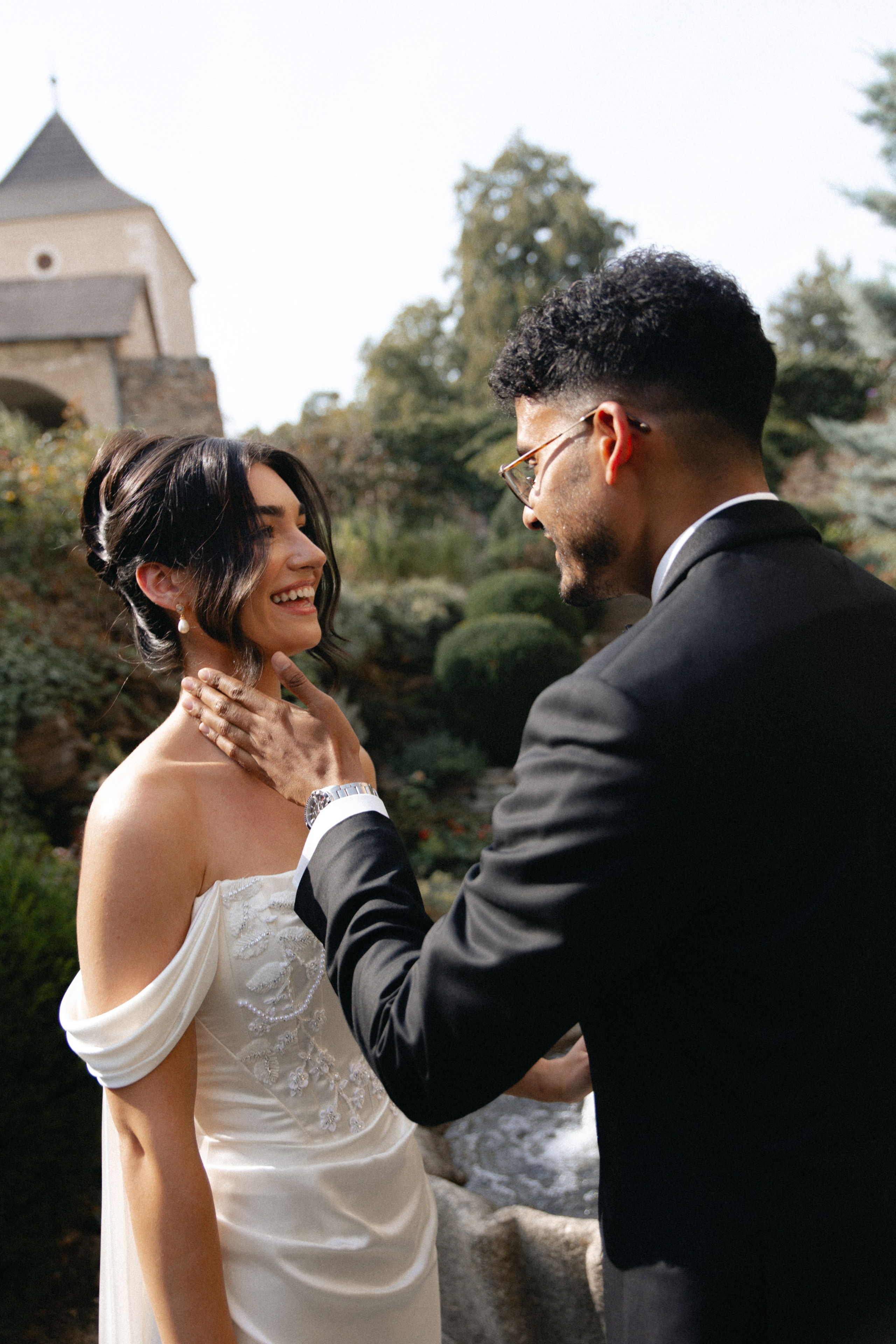 Elegant Castle Wedding in Austria | Alwin & Ruth’s Fairytale Celebration. Wedding photographer and videographer based in Timisoara, Romania