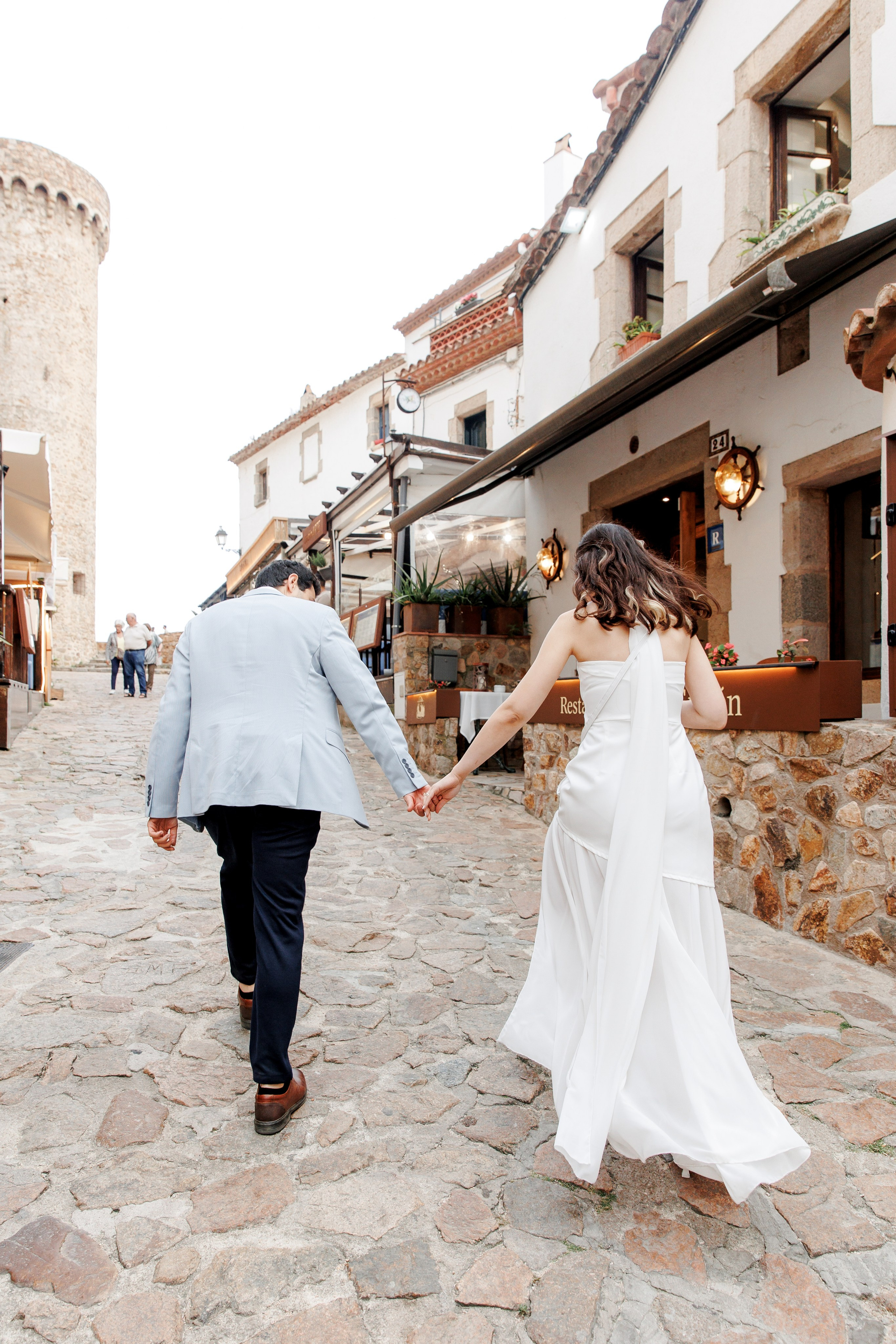 Wedding in Costa Brava. Wedding Photographer in Barcelona Lana Alekhina