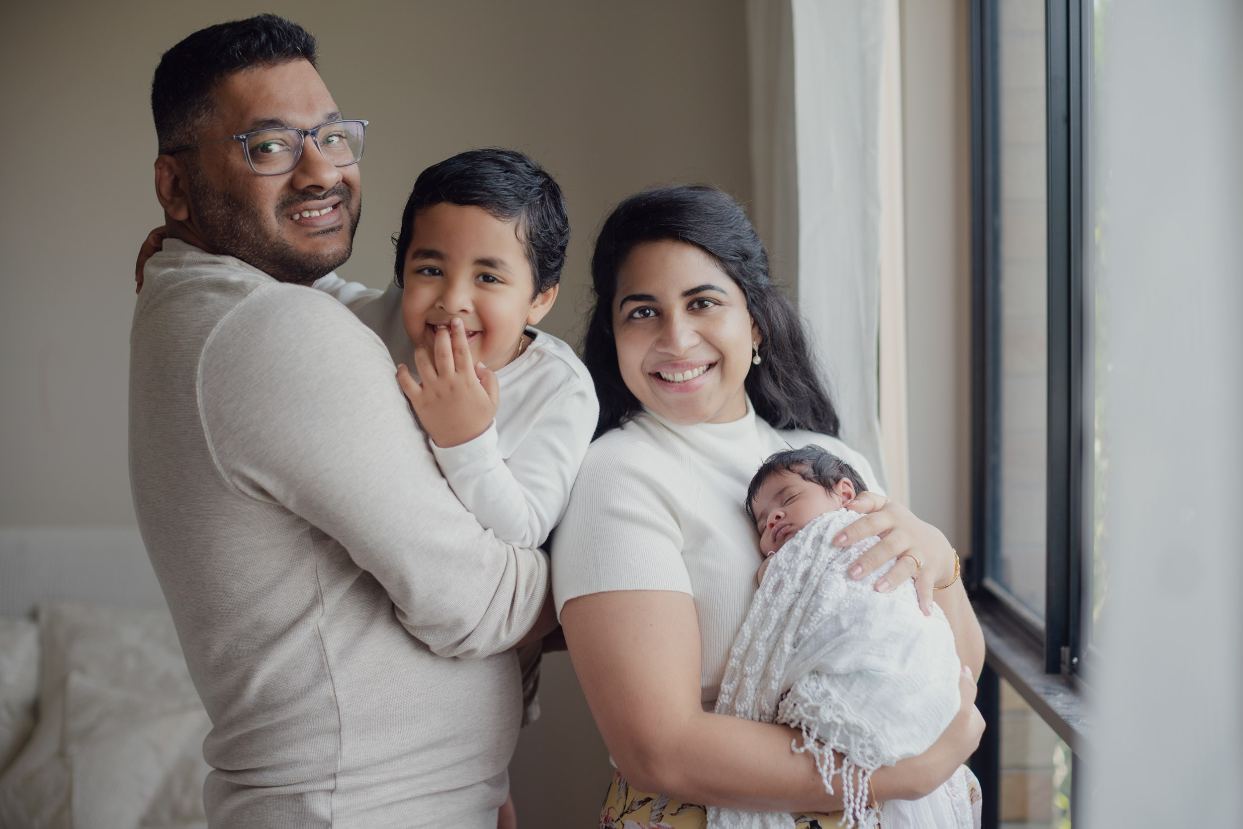 Why Choose a Lifestyle Newborn Photoshoot. Family and Maternity Photography in Sydney, Hills District