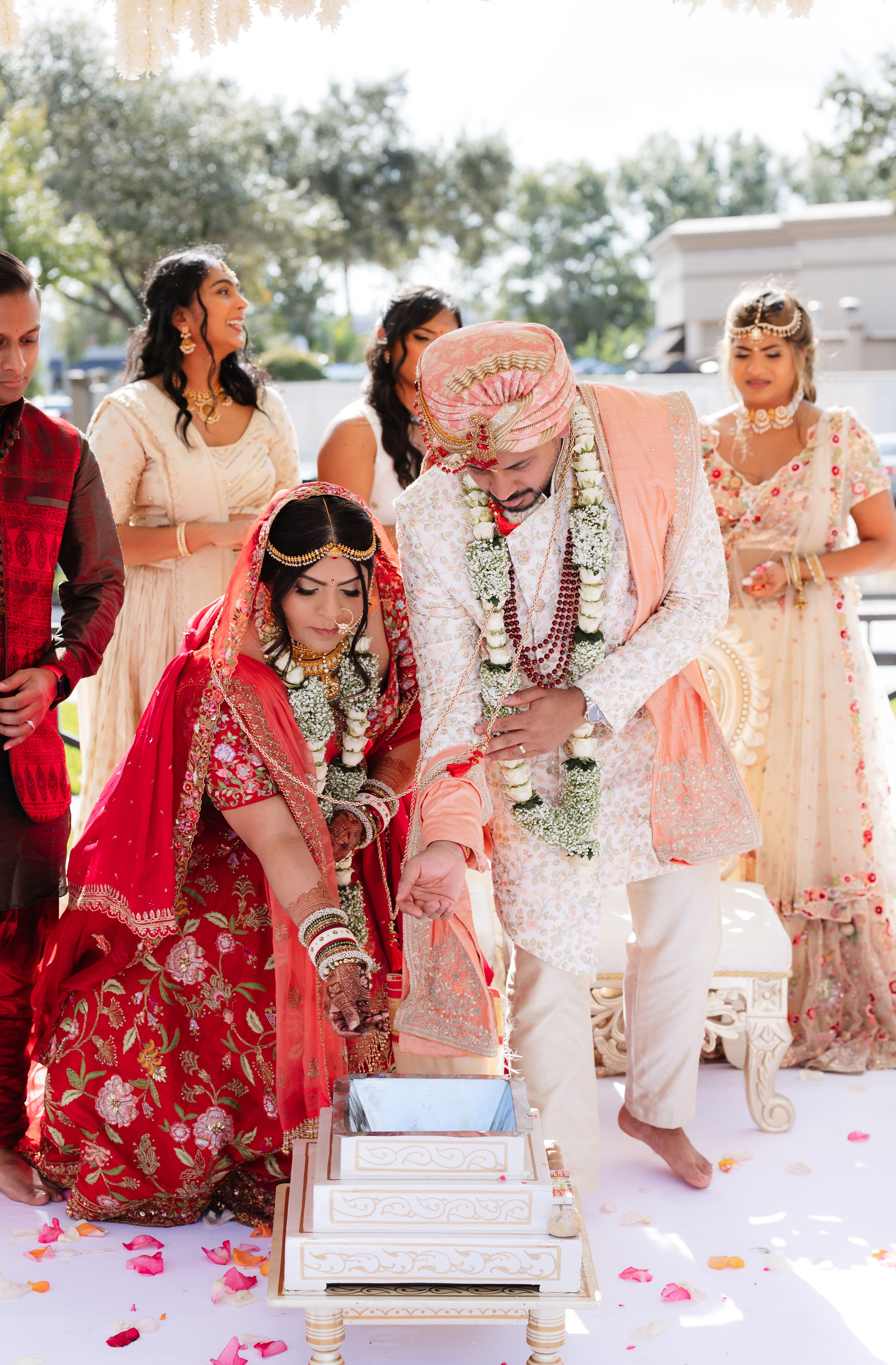 A Sacred Hindu Celebration of Love, Ritual, and Tradition. YES I DO PRODUCTION — Wedding photography&videography