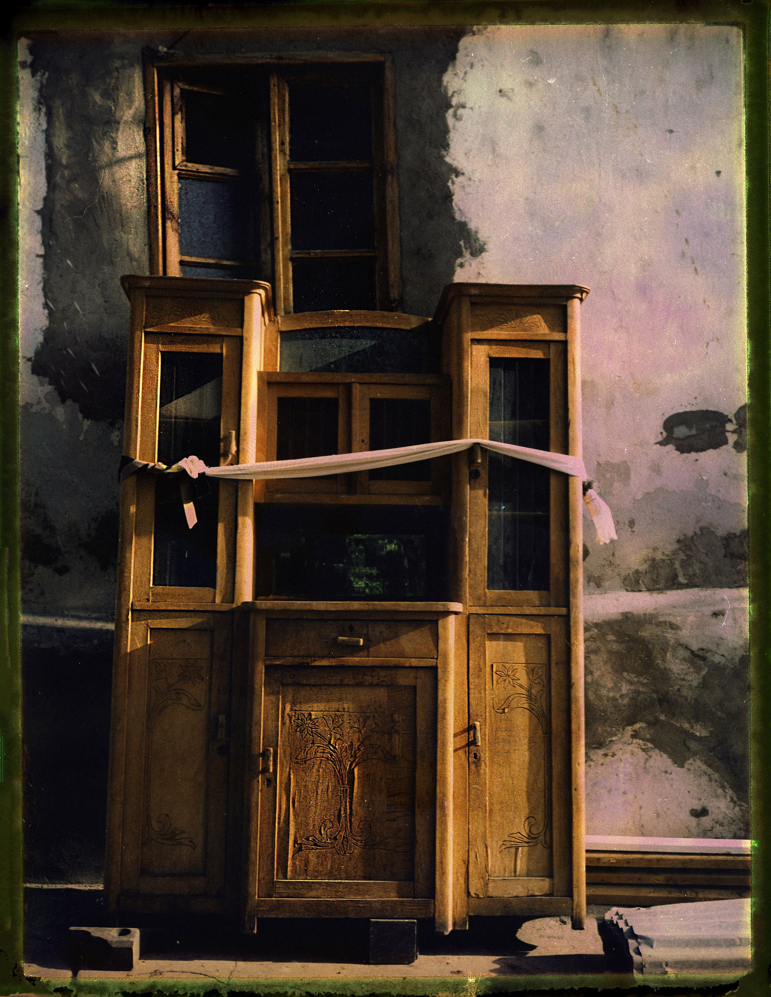 POLAROID. Www.sananaleskerov.com