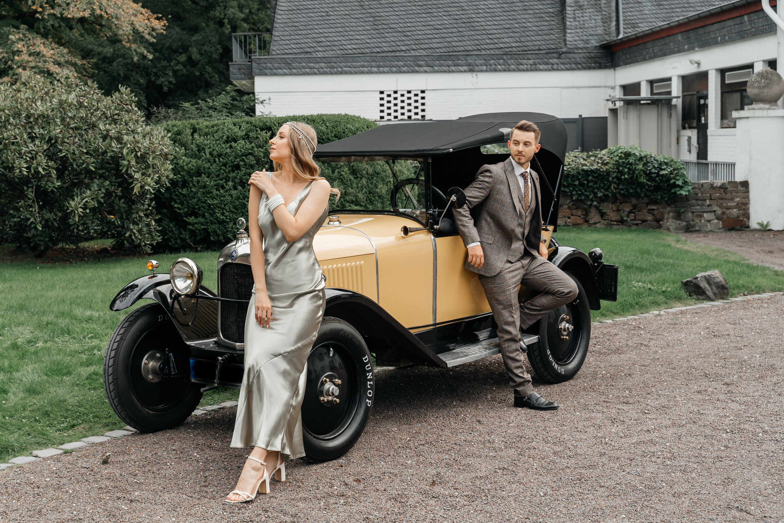 Eine Zeitreise in die 20er Jahre. Hochzeitsfotograf für Moers, Niederrhein, Düsseldorf, NRW und Deutschland