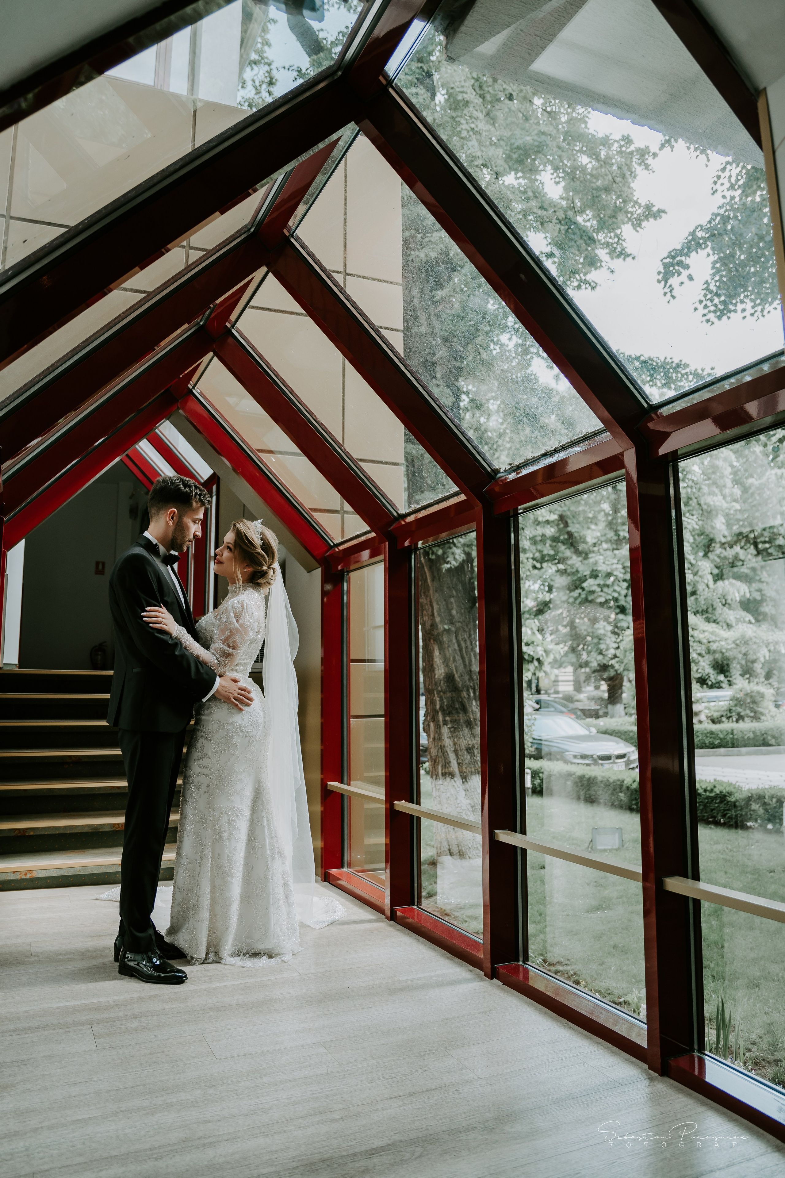 Larisa & Iulian. Sebastian Purusniuc Fotograf - Iasi