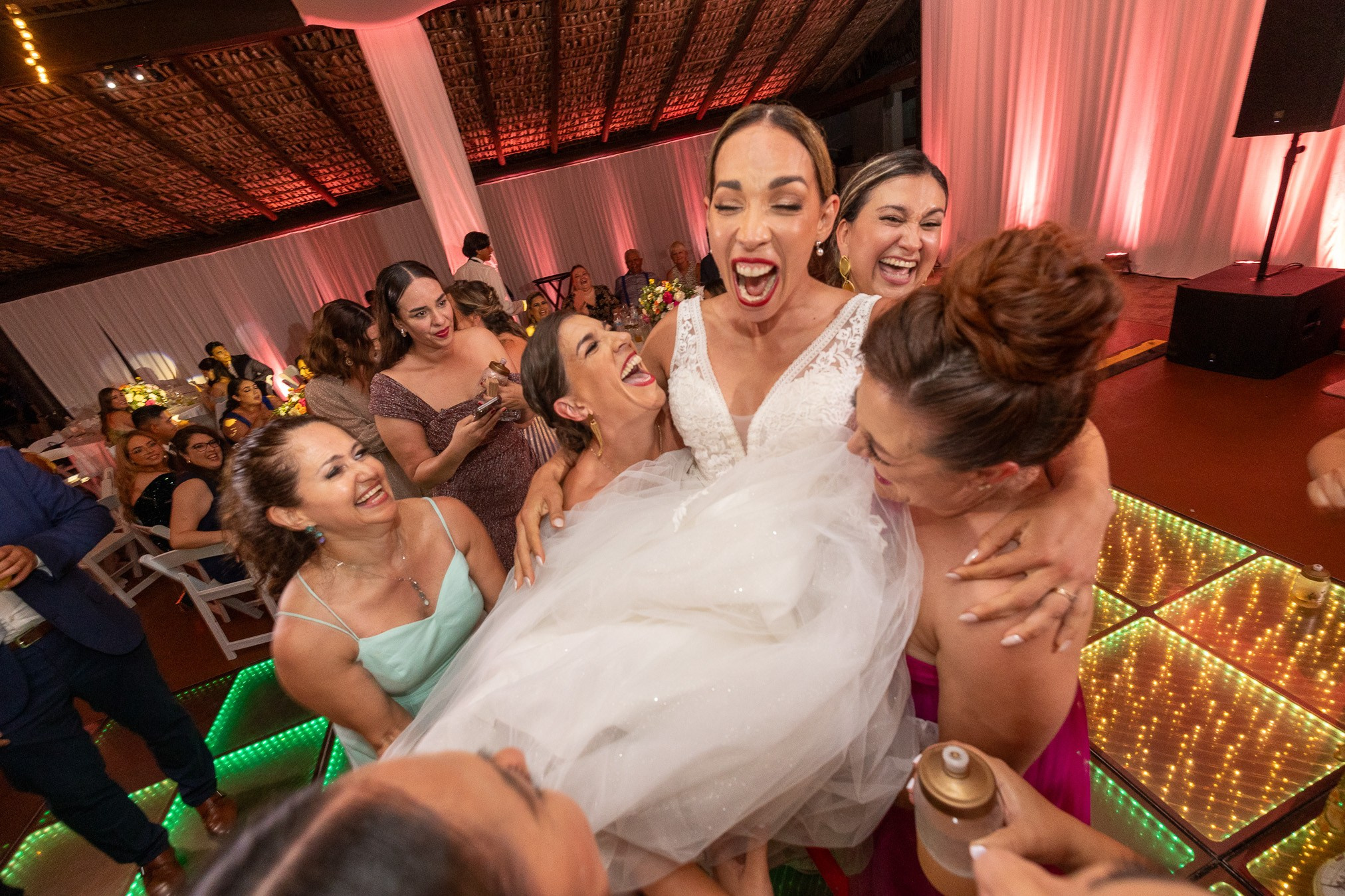 Castillos del Mar Rosarito Boda Michell y Laurent. Estudio de fotografia en Tijuana