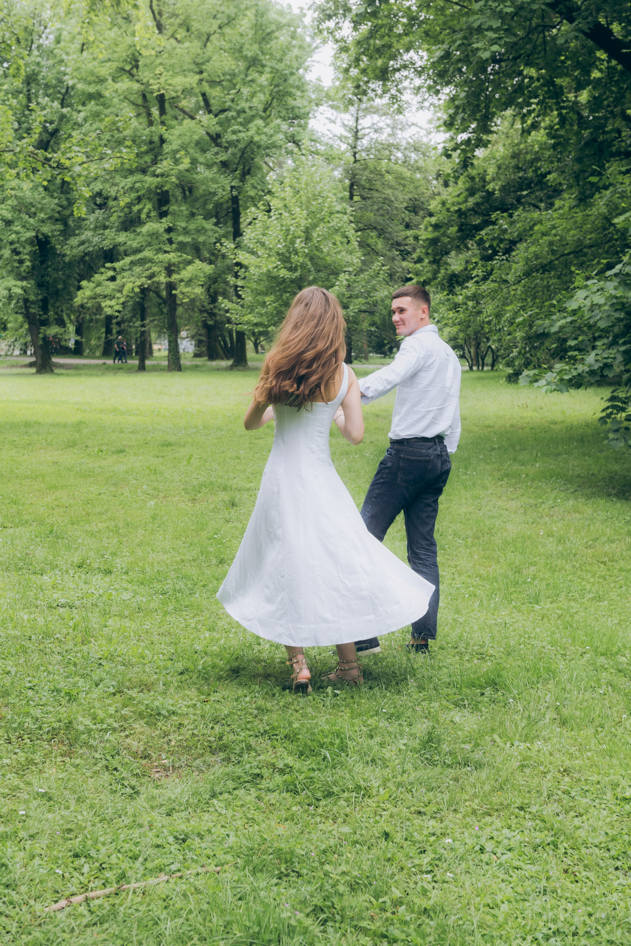Romantic morning in park in Milan. Anastasiia Buchinskaia Fotografa Milano