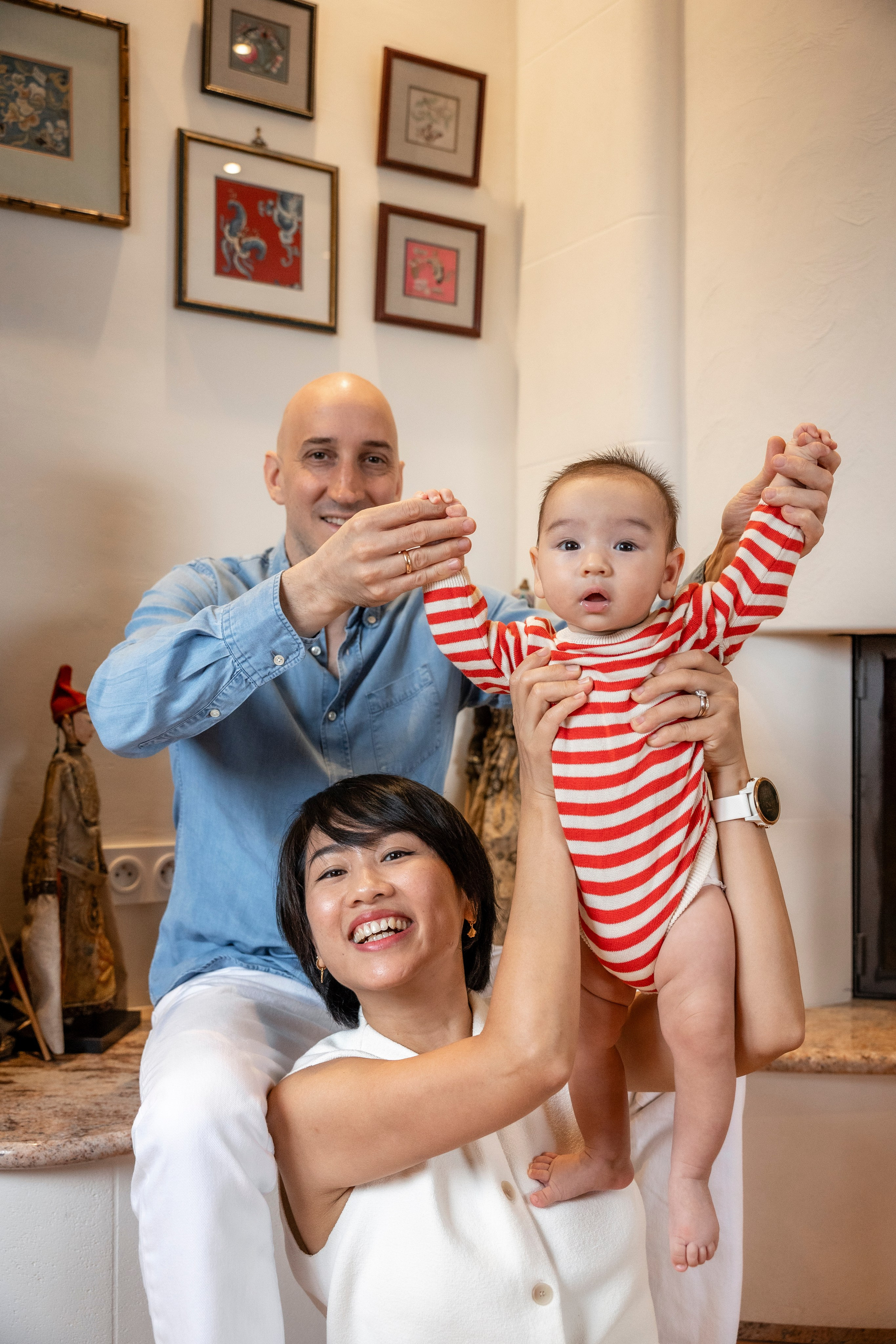 From bump to baby: why at-home family photoshoots in Toulouse are worth It. Eugénie Smirnova — photographe à Toulouse et dans le sud-ouest de la France