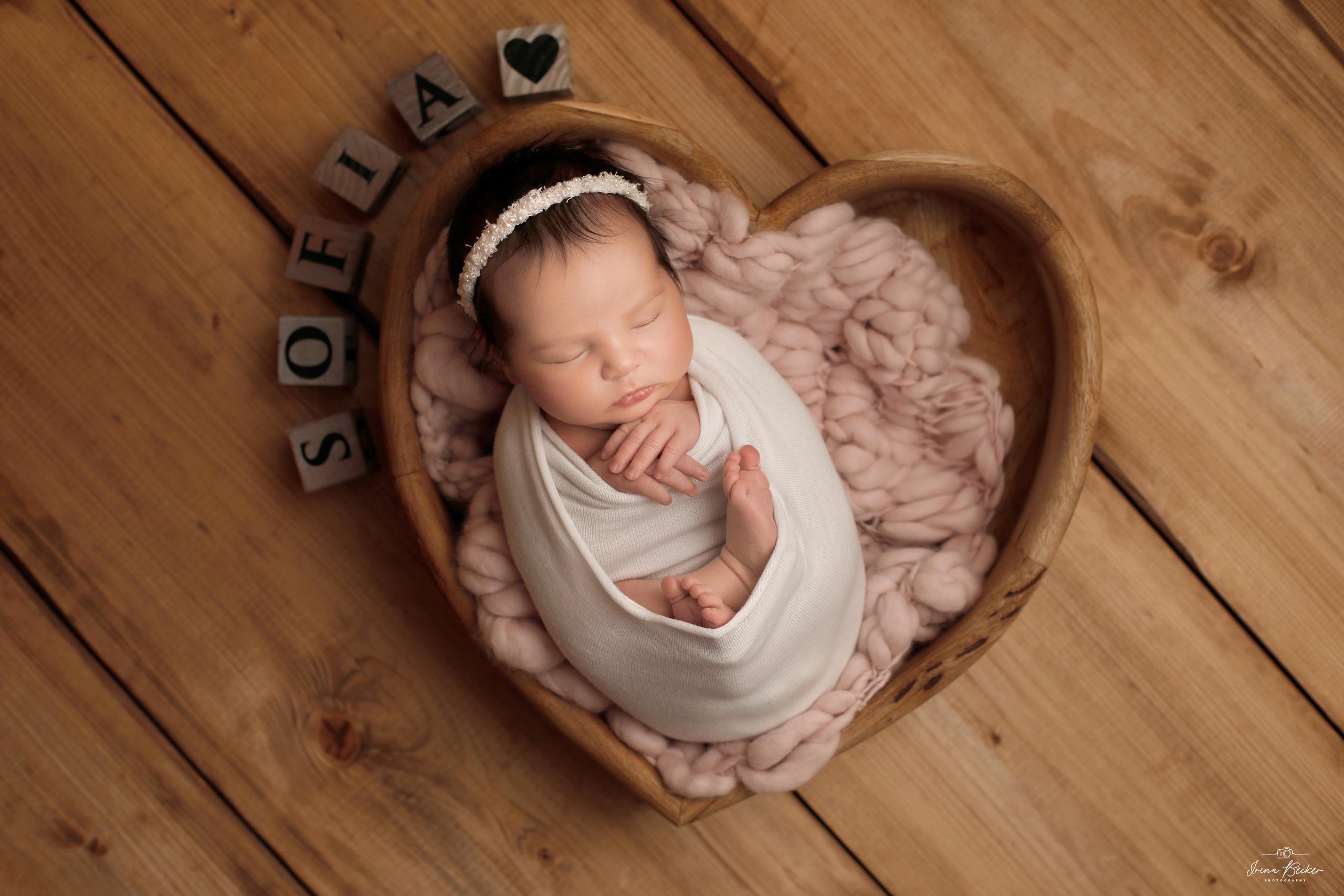 Babyfotograf Ulm, Babyfotograf Neu-Ulm, Babyfotograf Münsingen, Babyfotograf Metzingen, Babyfotograf Göppingen, Babyfotograf Tübingen, Babyfotograf Memmingen, Babyfotograf Reutlingen, Babyfotograf Stuttgart, Babyfotograf Günzburg, Babyfotograf Biberach an der Riss, Babyfotograf Alb-Donau-Kreis, Babyfotograf Bad Saulgau, Babyfotograf Bad Waldsee, Babyfotograf Ehingen, neugeborenenfotografie Ulm, neugeborenenfotografie Neu-Ulm, neugeborenenfotografie Stuttgart, neugeborenenfotografie Metzingen, neugeborenenfotografie Münsingen, neugeborenenfotografie Bad Saulgau, neugeborenenfotografie Bad Waldsee, neugeborenenfotografie Ehingen, neugeborenenfotografie Langenau, neugeborenenfotografie Ravensburg, neugeborenenfotografie Sigmaringen, Fograf Ulm, Fotograf Ehingen, Fotograf Bad Waldsee, Fotograf Friedrichshafen, Baby Ulm, Entbindung Ulm, babyfotograf Erbach, Babyfotograf Blabeuren, Babyfotograf Biberach, babyshooting ulm, babyshooting metzingen, babyshooting ehingen, Babybauchshooting, Schwangerschaftsshooting, Babybauchbilder, Babybauchfotografie Ulm, Matmaternity, studiophotography.studiophotoshoot