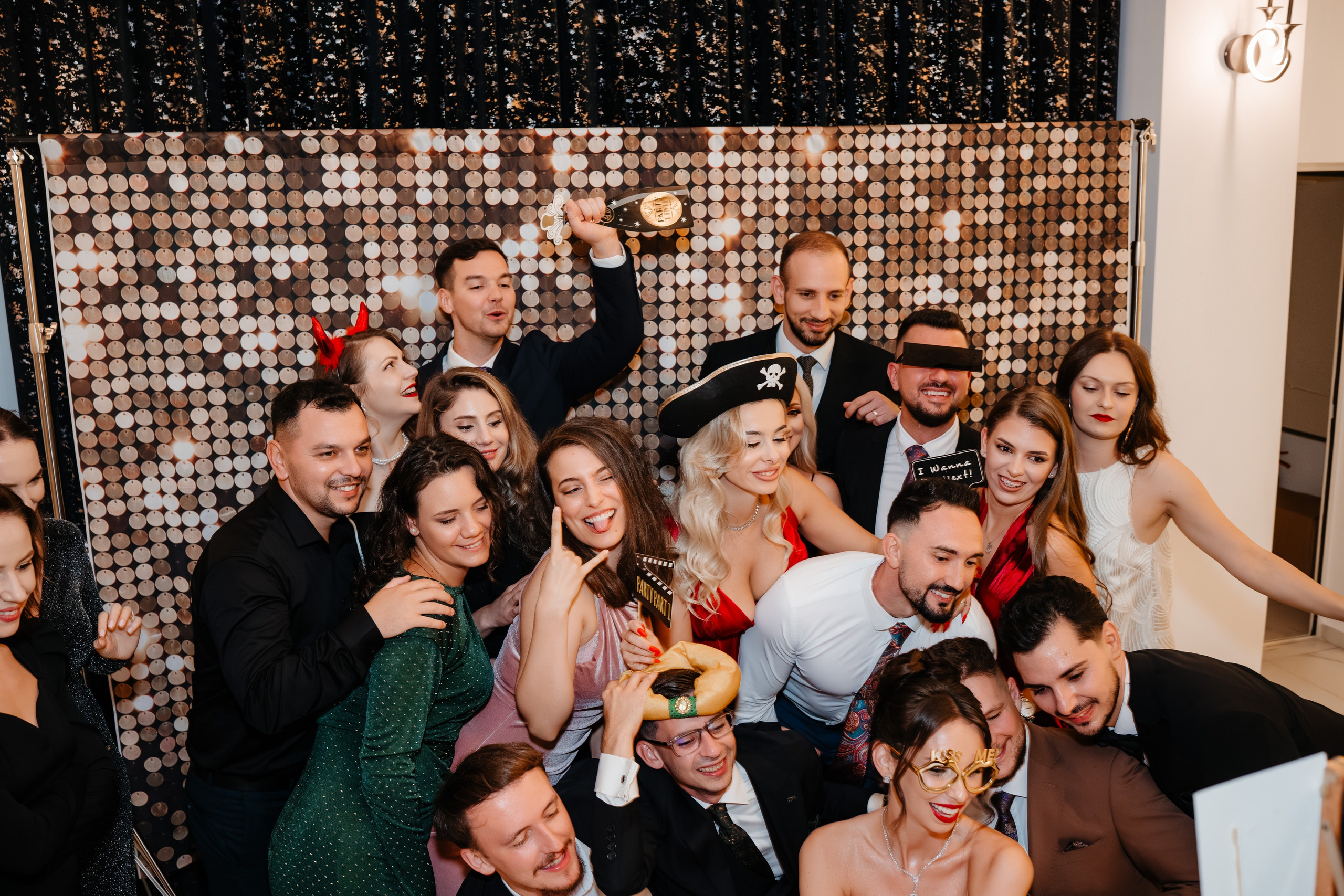 Povestea de nuntă a lui Anca și Dragoș în Bacău | Fotografie de Eveniment. Raw Studio. Fotograful tau de nunta!