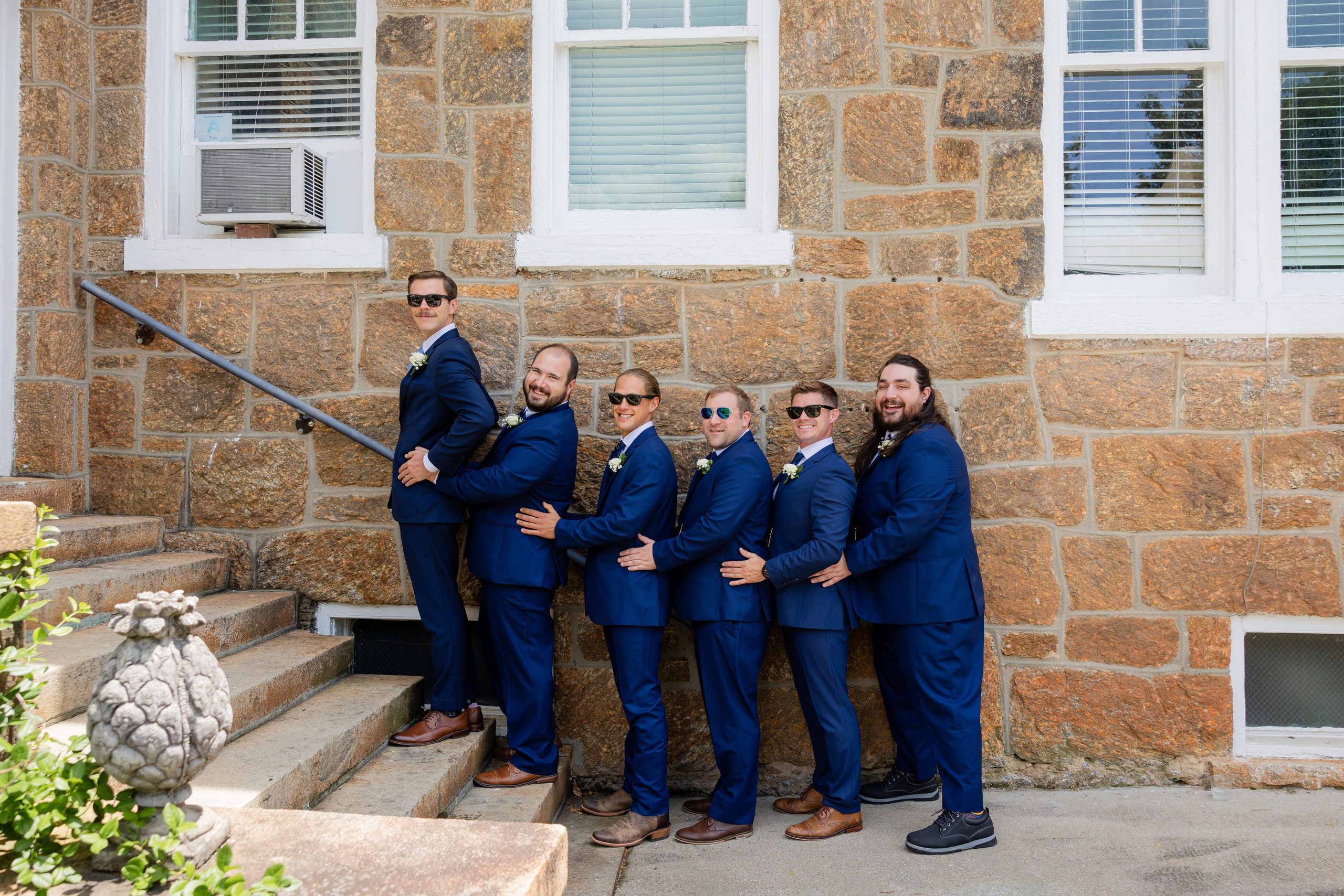 Lester & Annalise’s Romantic Summer Wedding at Gassaway Mansion in Greenville, SC. Wedding and portrait photography in Greenville SC