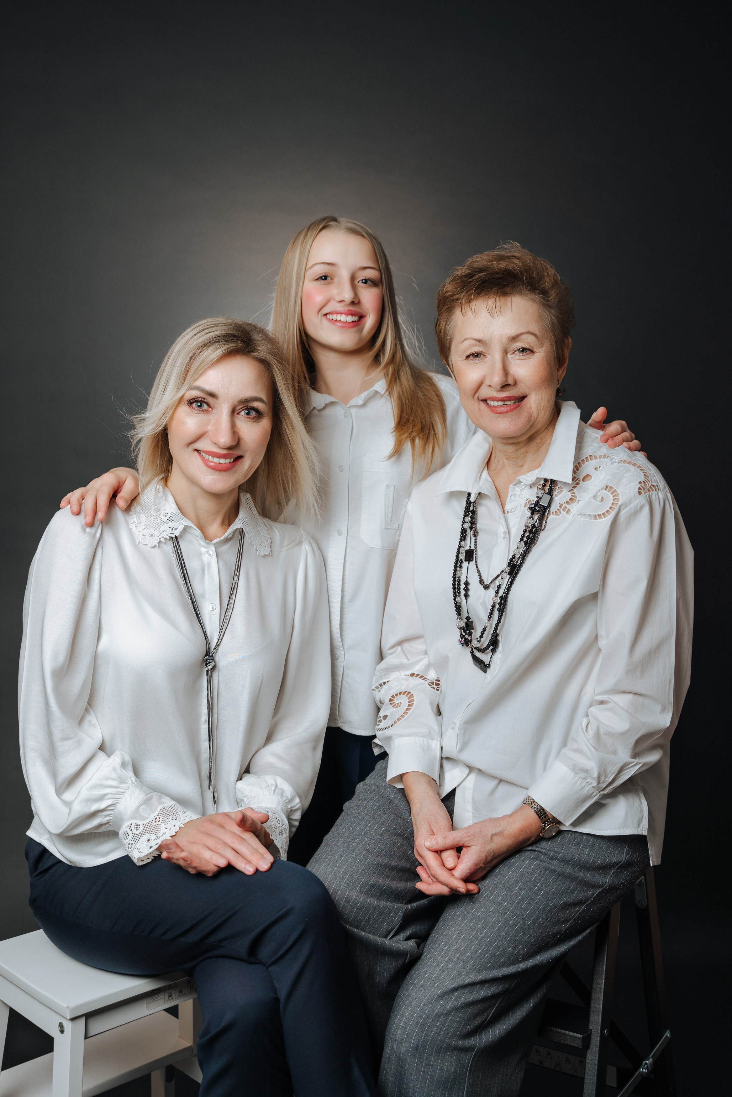 studio family photography, photographer in west drayton, three generations of women, studio photography in west deighton, black photophone, family photographer in london, family photographer in west drayton, professional family photographer, studio photographer