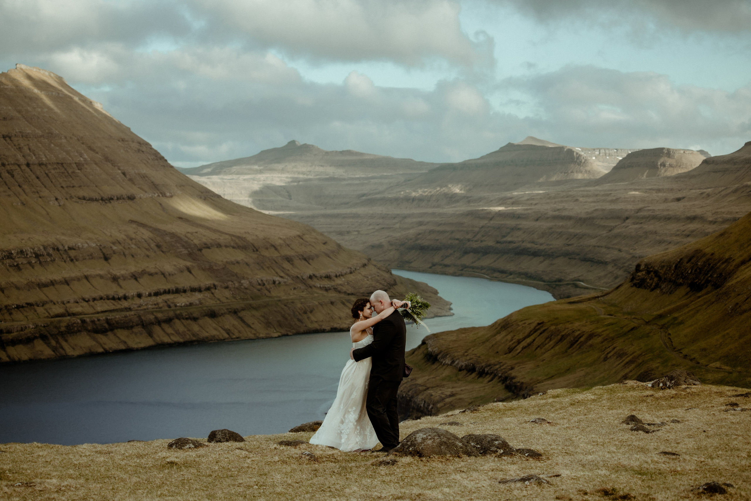 Faroe Islands elopement | Adventure wedding in Faroe Islands. Iceland elopement photographer & videographer