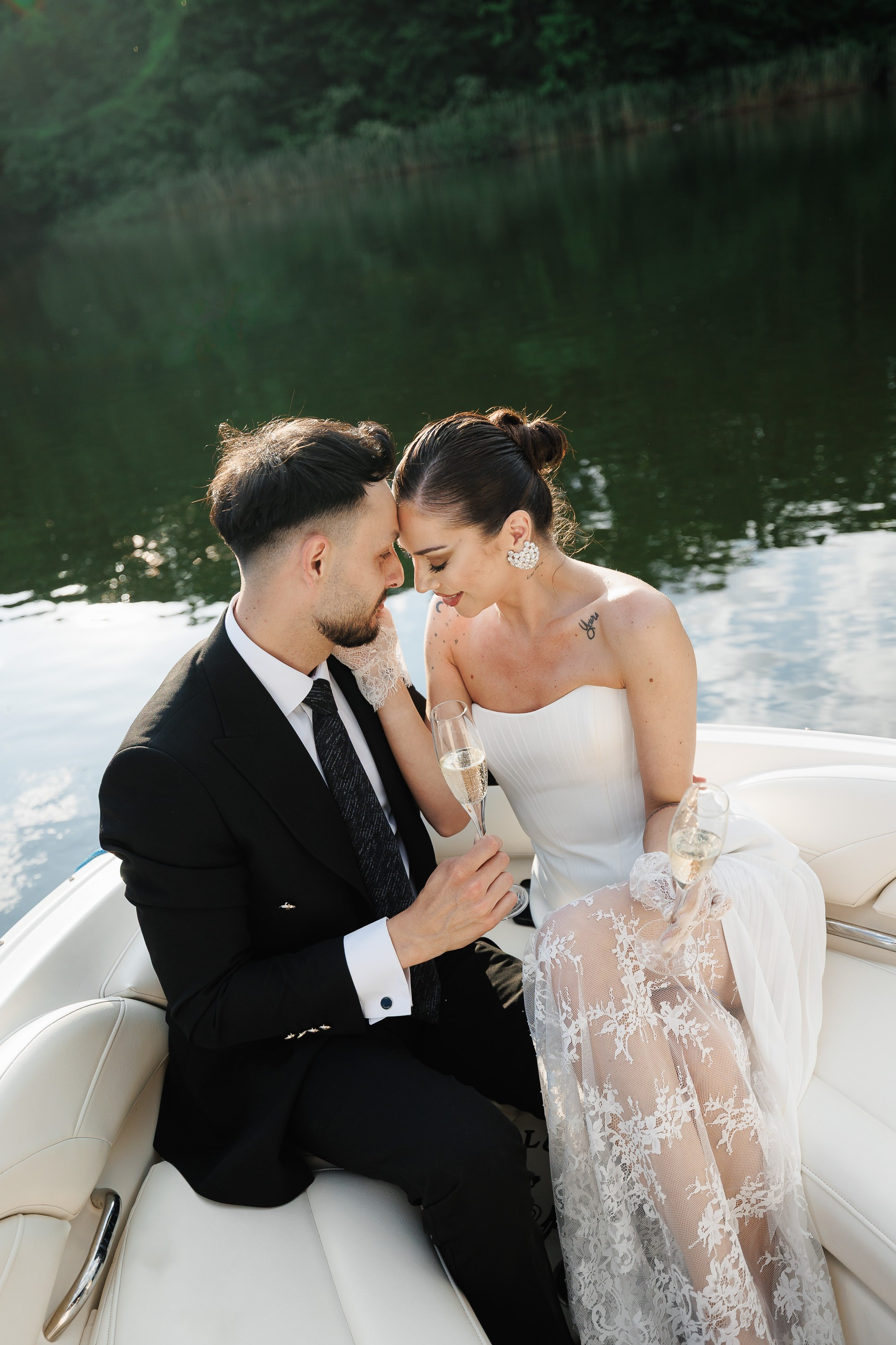 Fotograf nunta Bucuresti – Heaven by the Lake, Snagov | Fotografii elegante, editate natural. Fotograf nunta Bucuresti - Manu Ivanciu