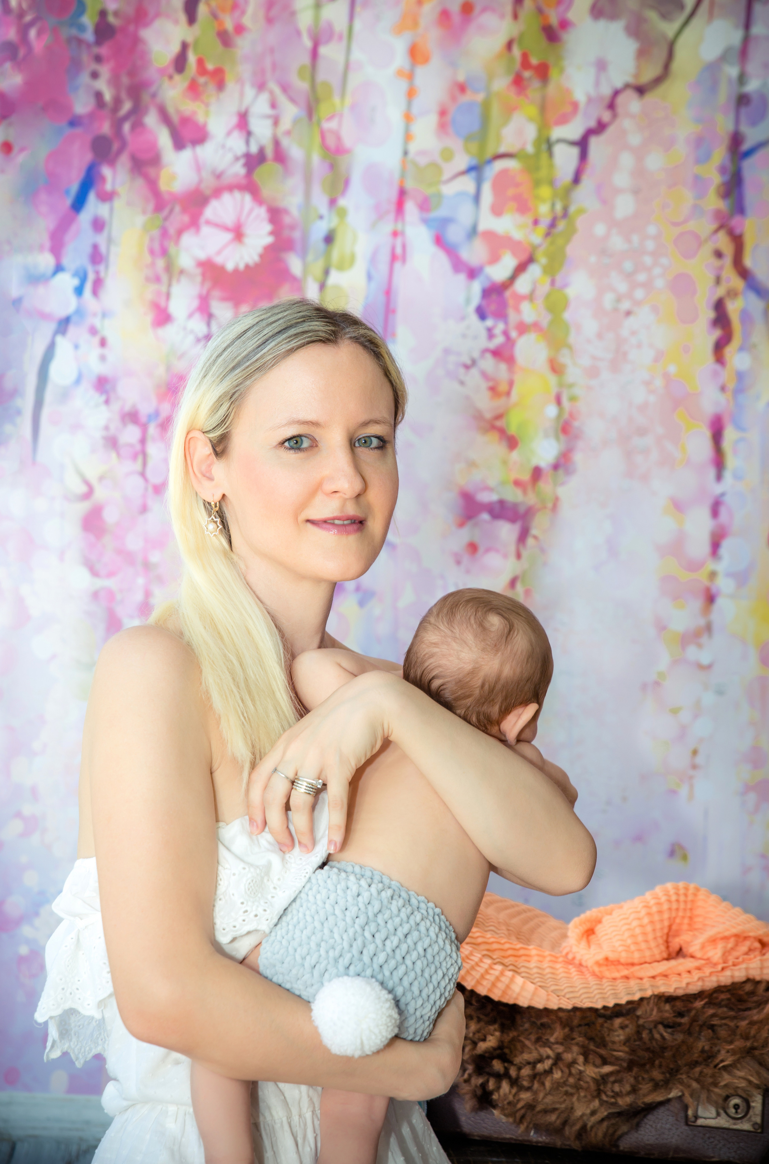 НОВОРОЖДЕННЫЕ