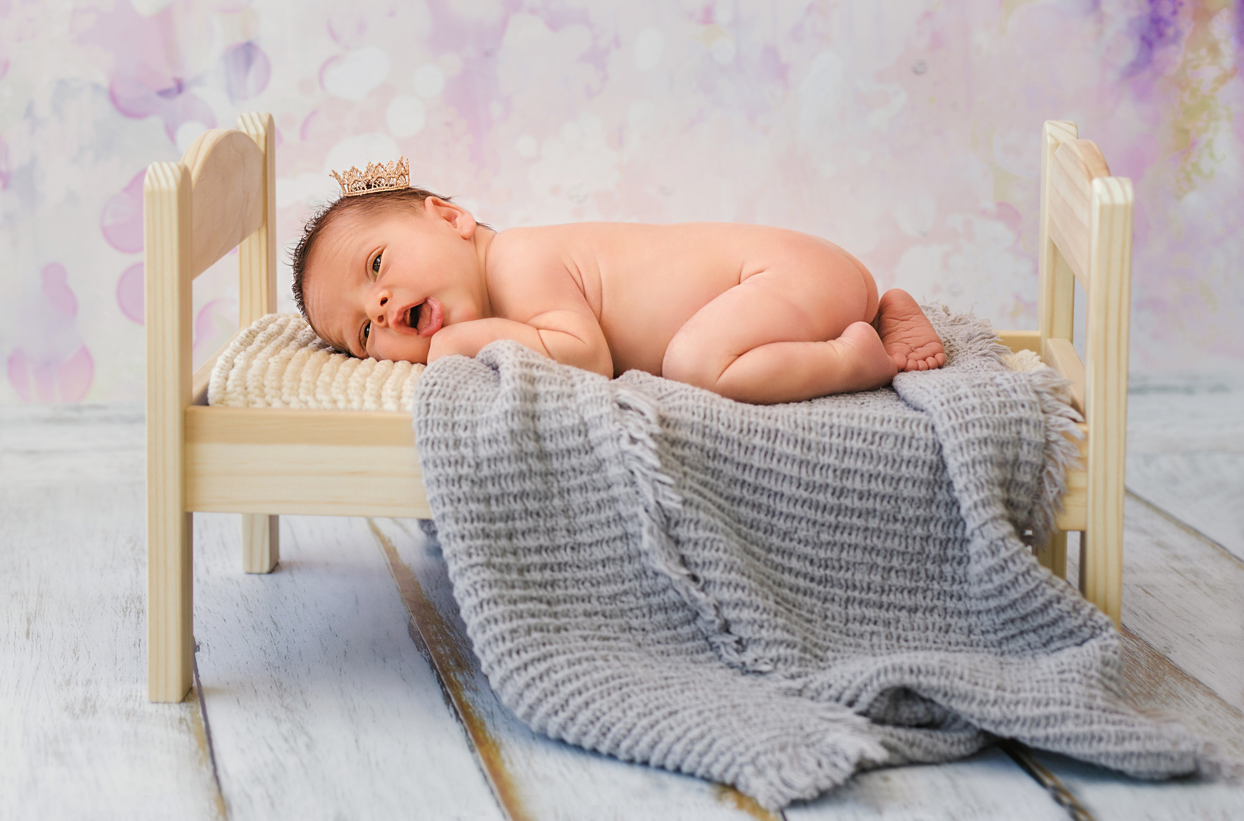 НОВОРОЖДЕННЫЕ