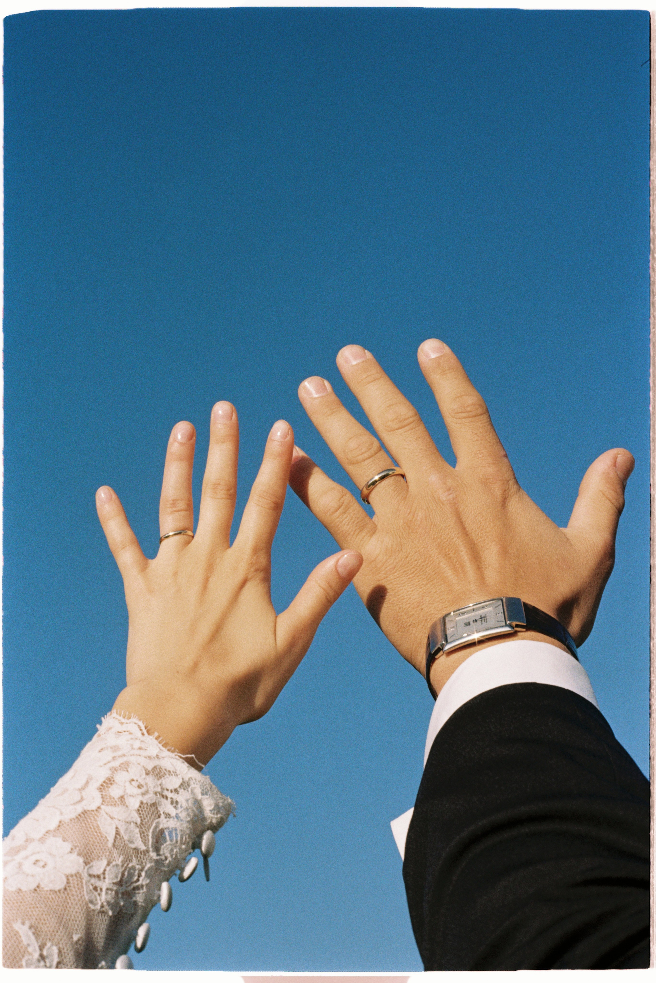 Sara Luca | Digital+Film wedding Photographer | Italy and Europe