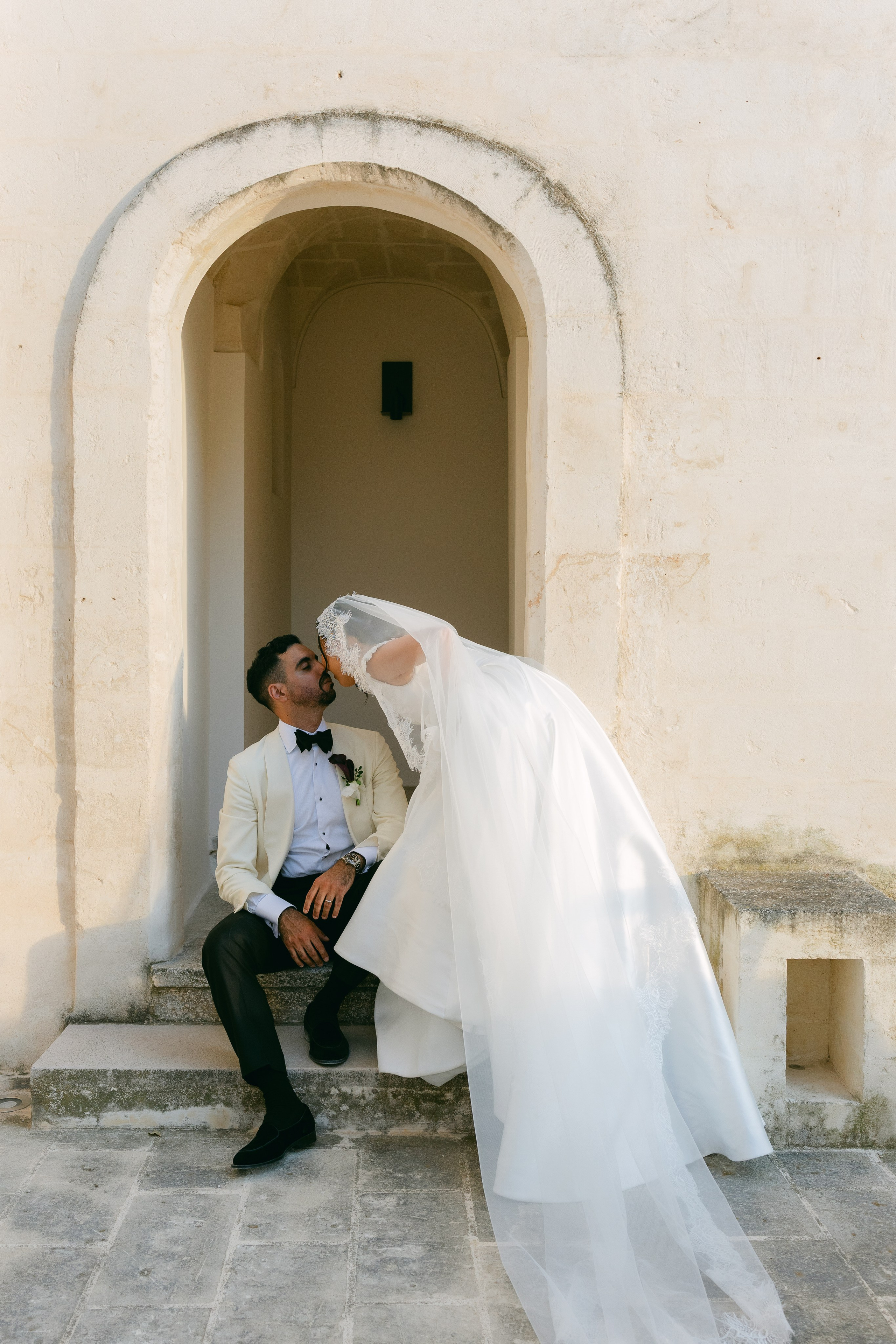 Annie and Fawzi. Sara Luca | Digital+Film wedding Photographer | Italy and Europe