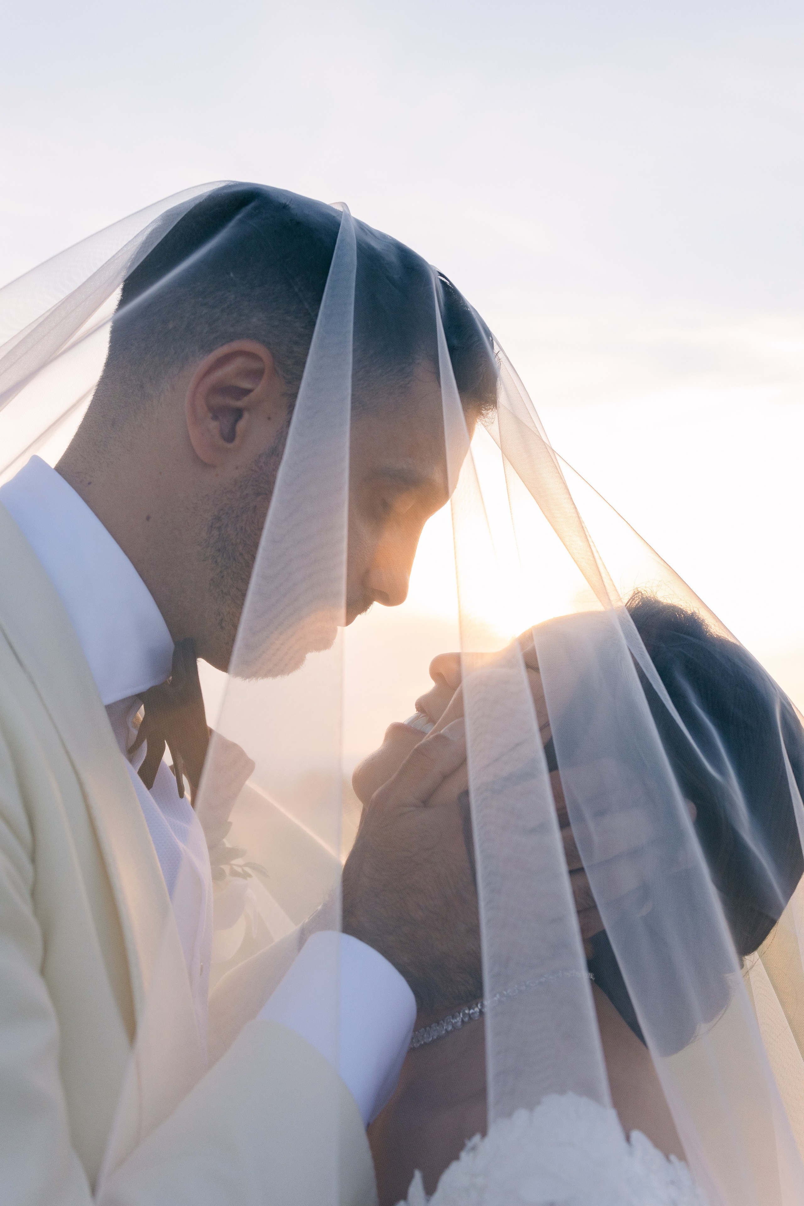 Annie and Fawzi. Sara Luca | Digital+Film wedding Photographer | Italy and Europe