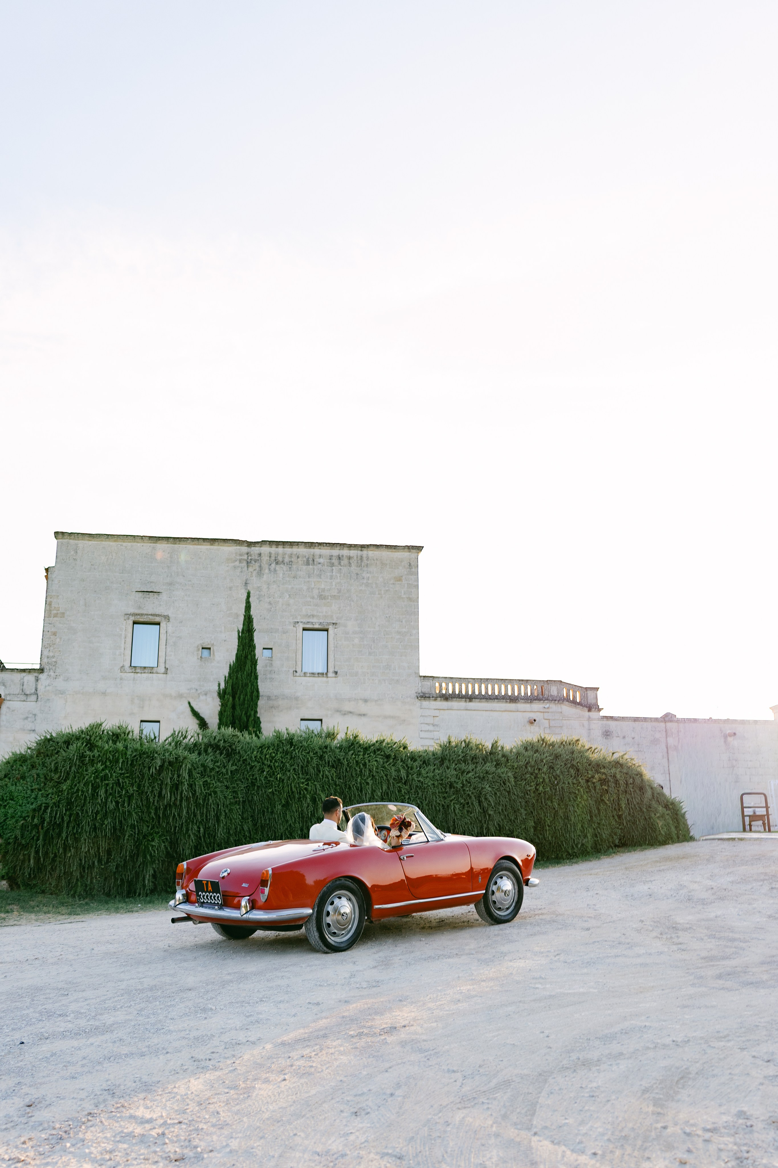 Annie and Fawzi. Sara Luca | Digital+Film wedding Photographer | Italy and Europe