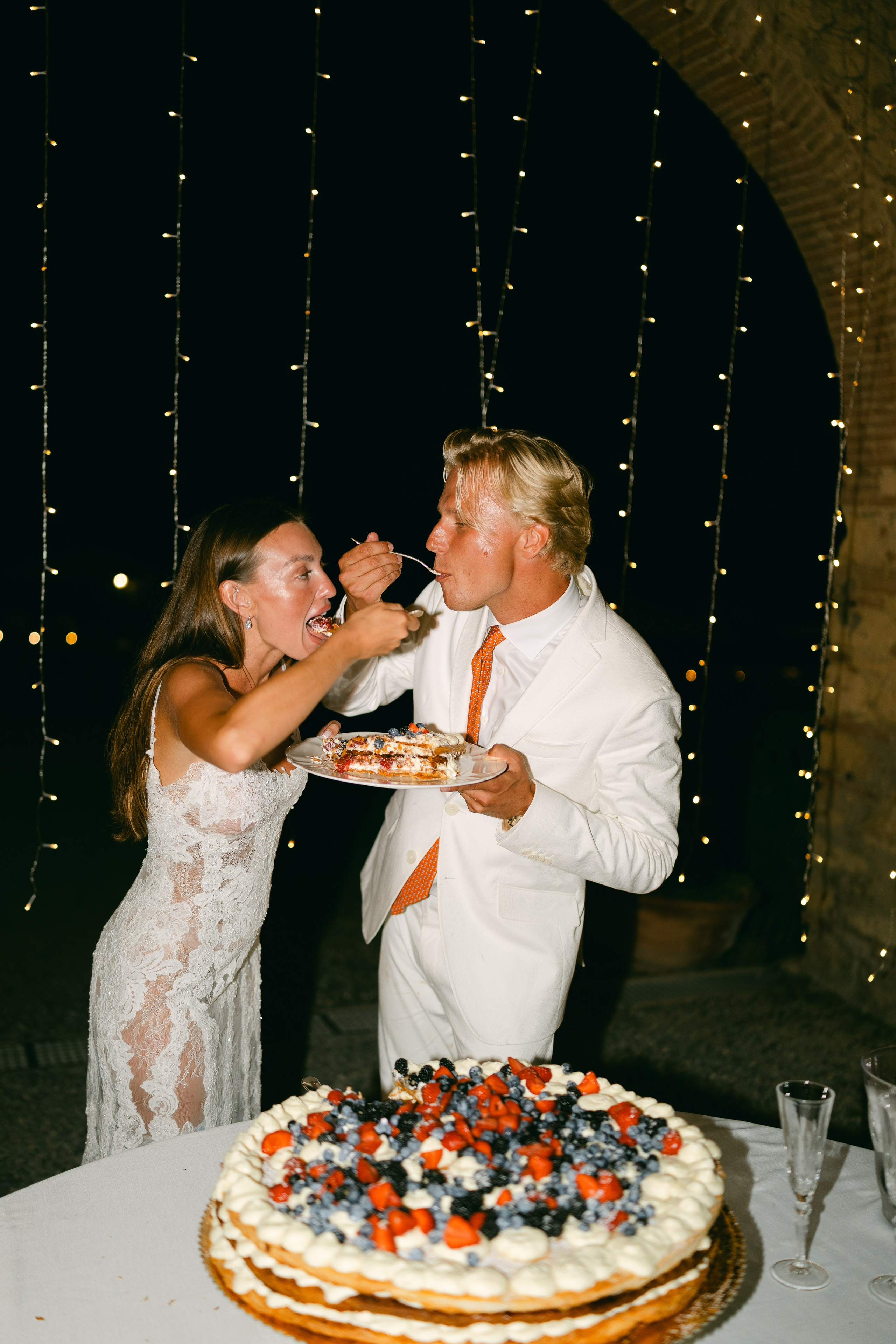 Svea and Axel. Sara Luca | Digital+Film wedding Photographer | Italy and Europe