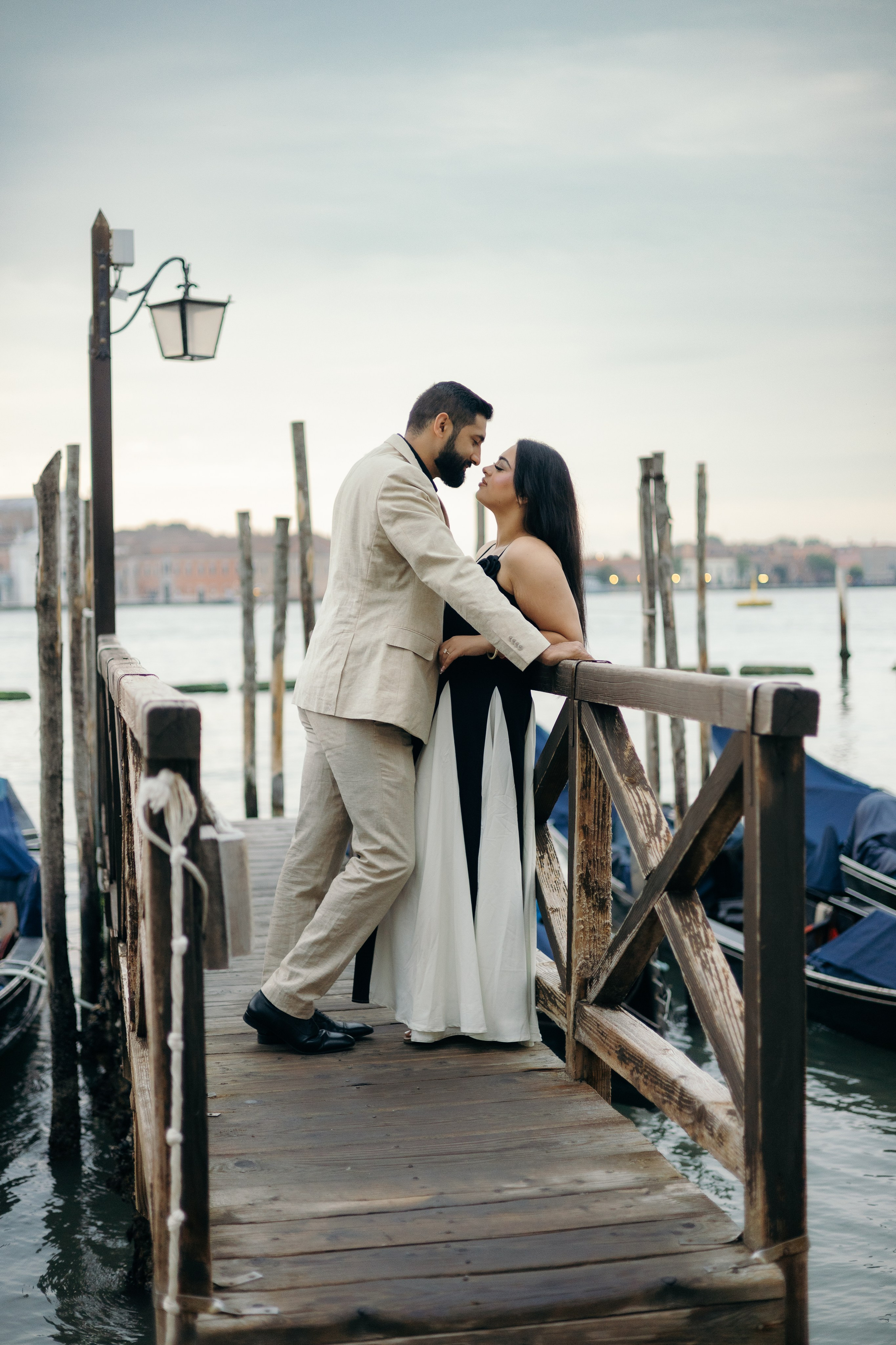Roop and Andy. Sara Luca Wedding Photographer in Italy and Europe