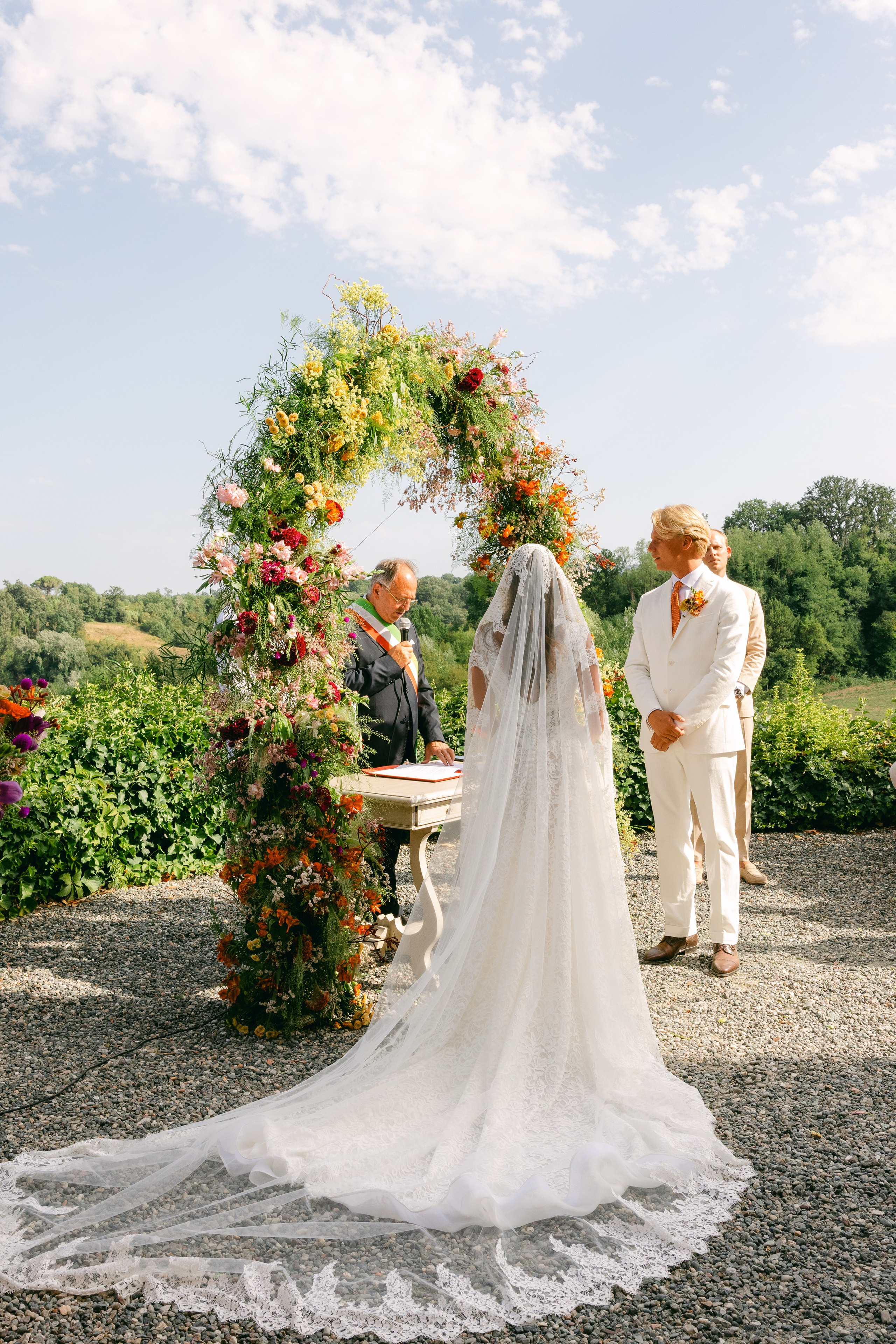Svea and Axel. Sara Luca | Digital+Film wedding Photographer | Italy and Europe